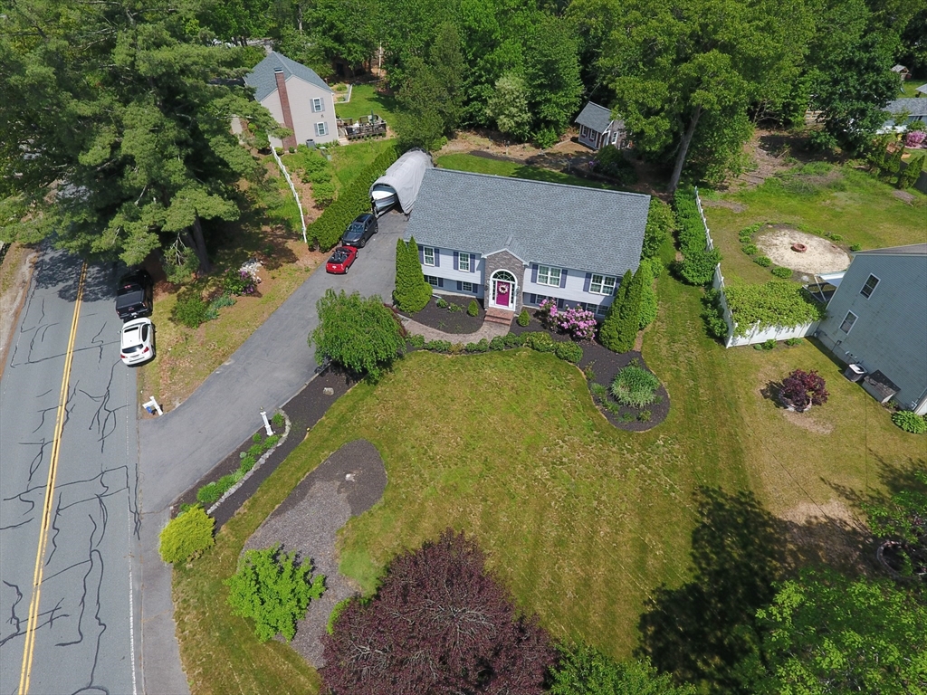 3 Field St