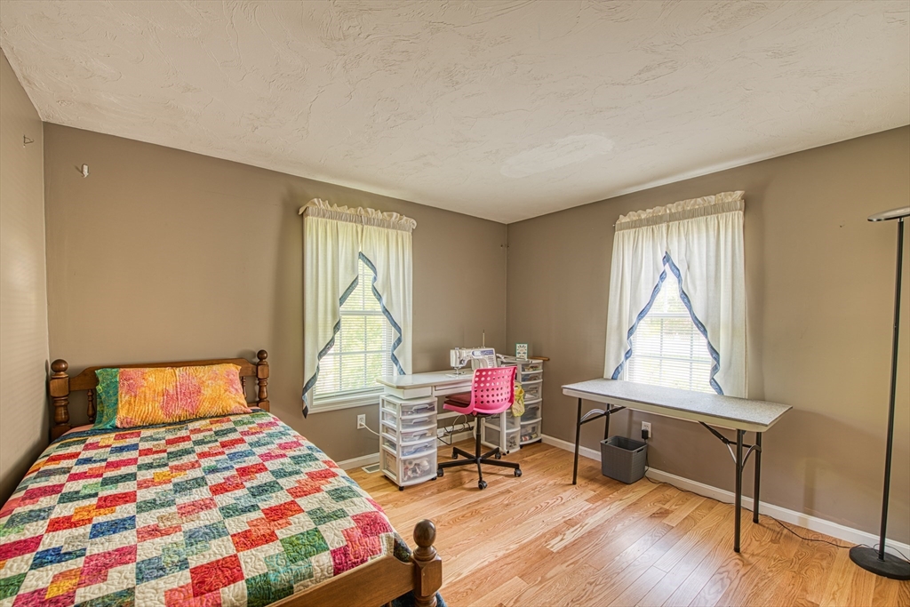 3 Field St