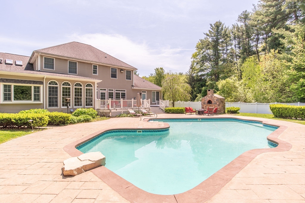 54 Mary Lou Ct.