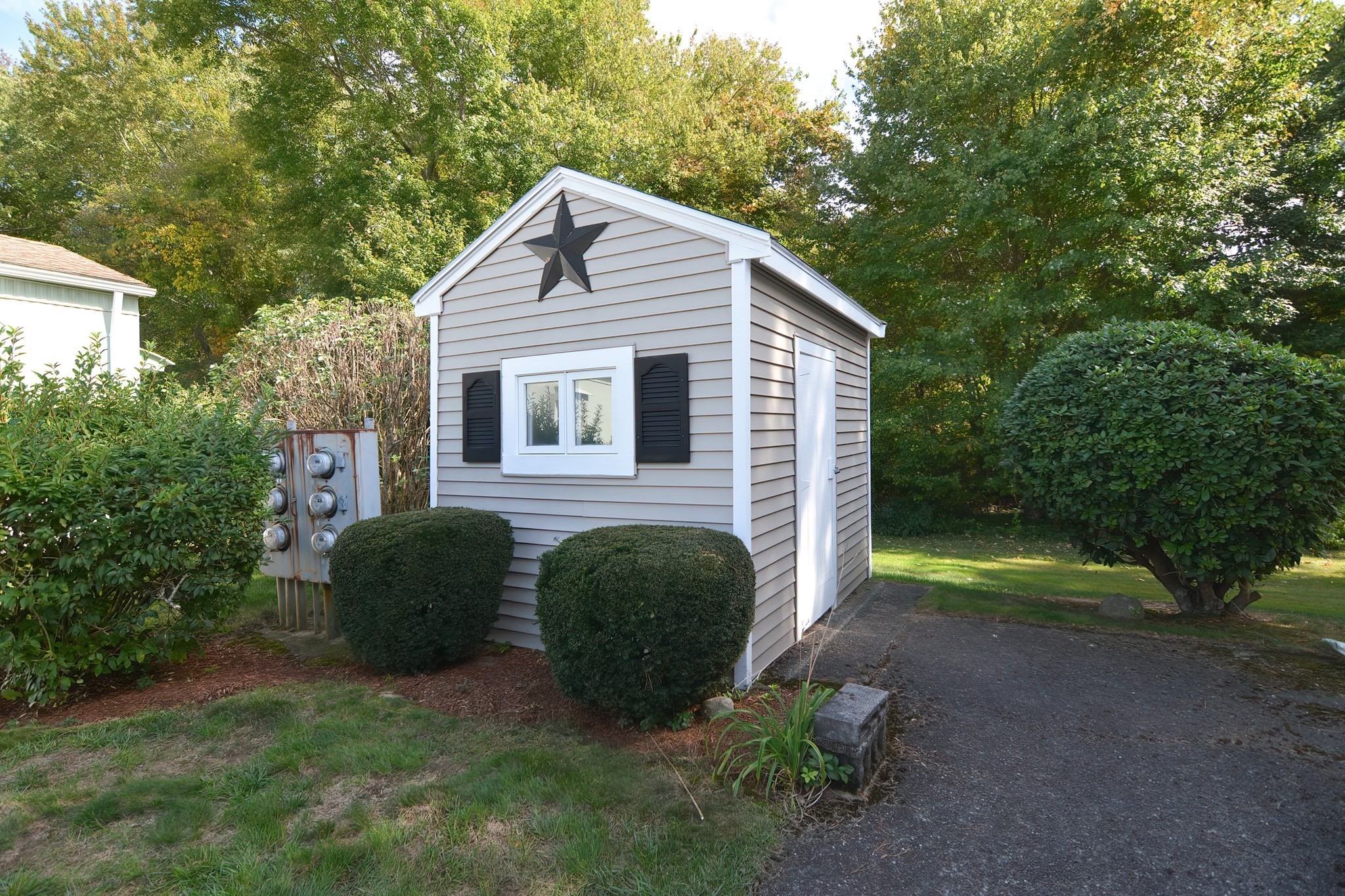 24 Thayer Drive