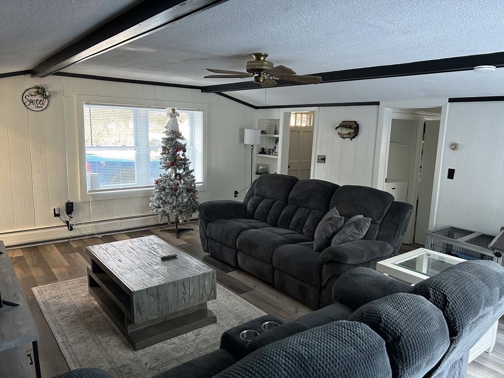 26 Churchill Rd