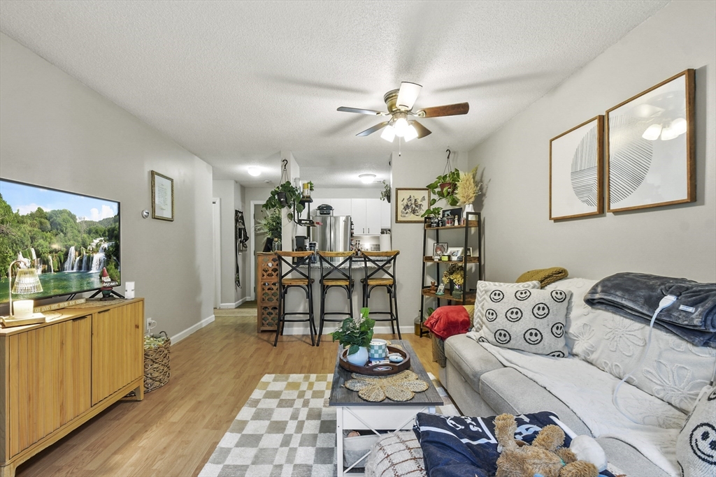 450 Somerset Avenue # 9 Unit: 6-9