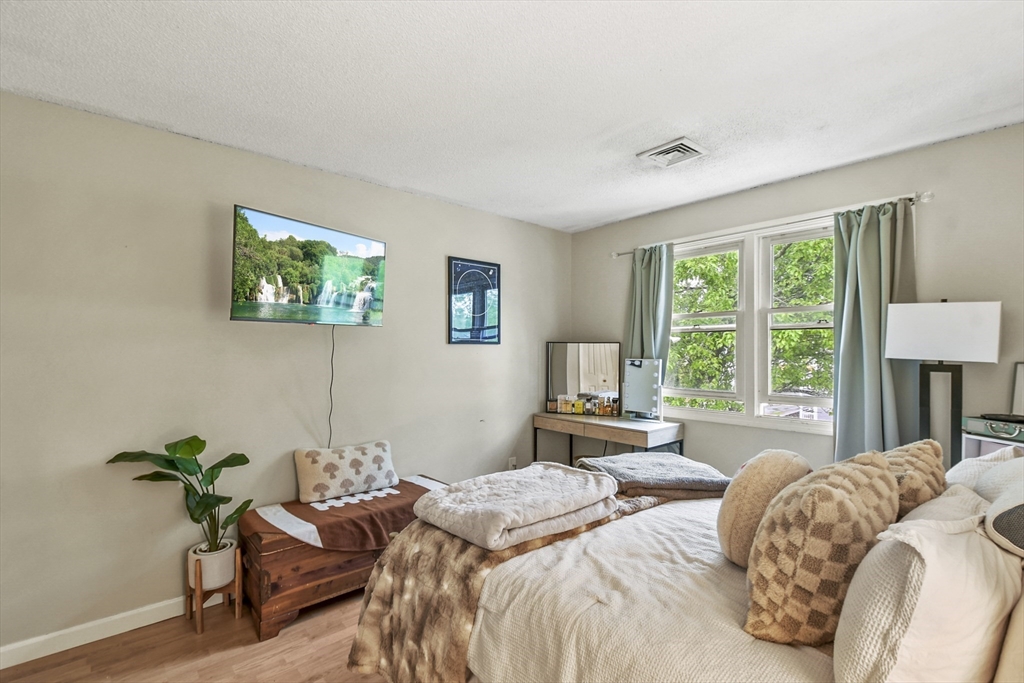 450 Somerset Avenue # 9 Unit: 6-9