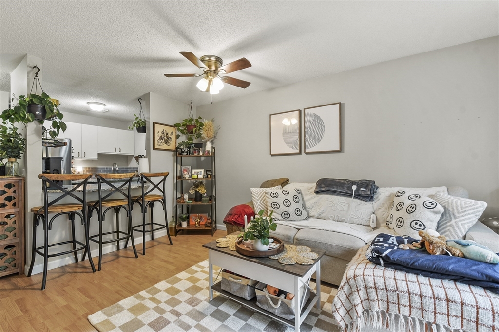 450 Somerset Avenue # 9 Unit: 6-9