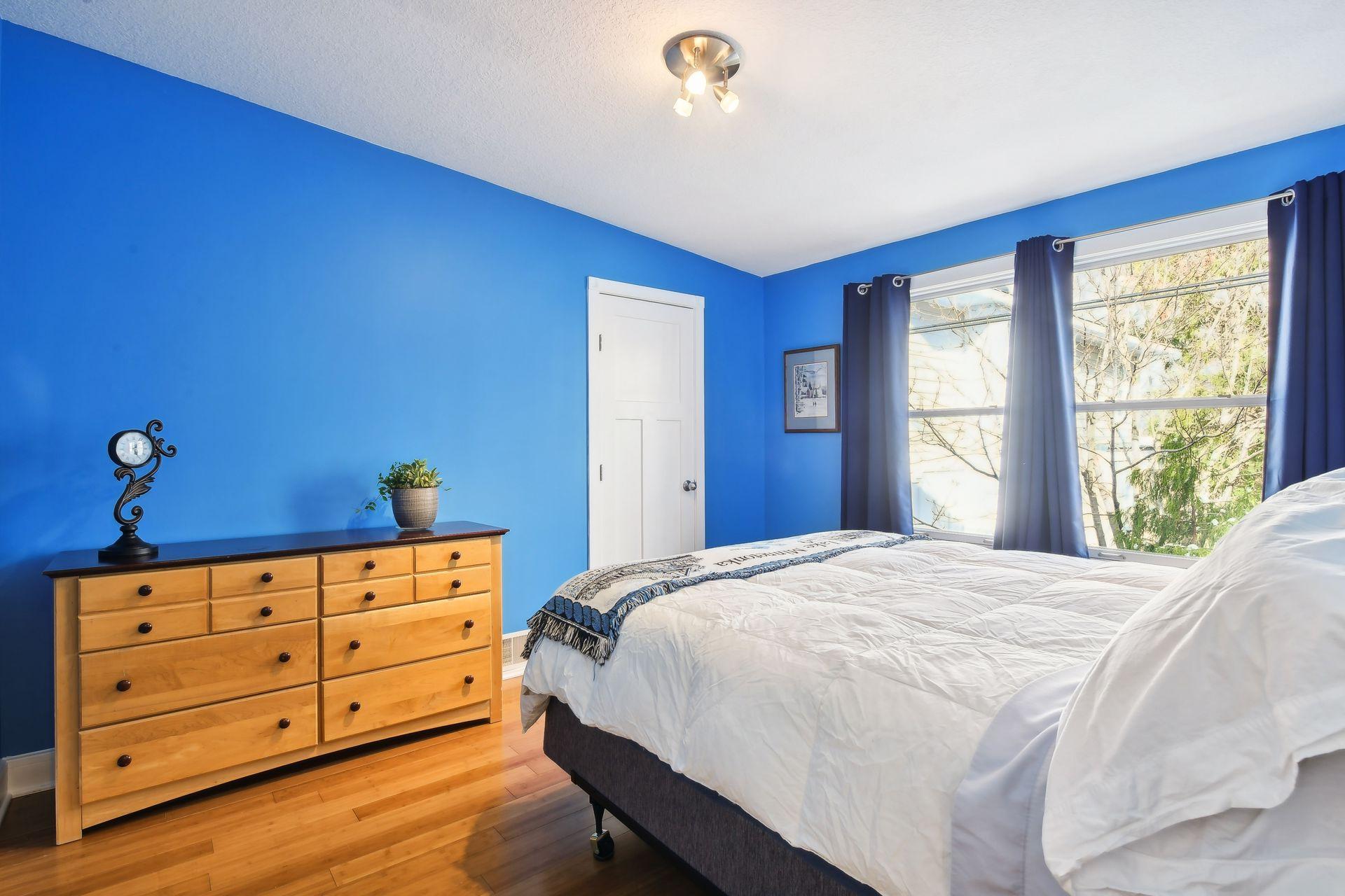 2835 Inner Road