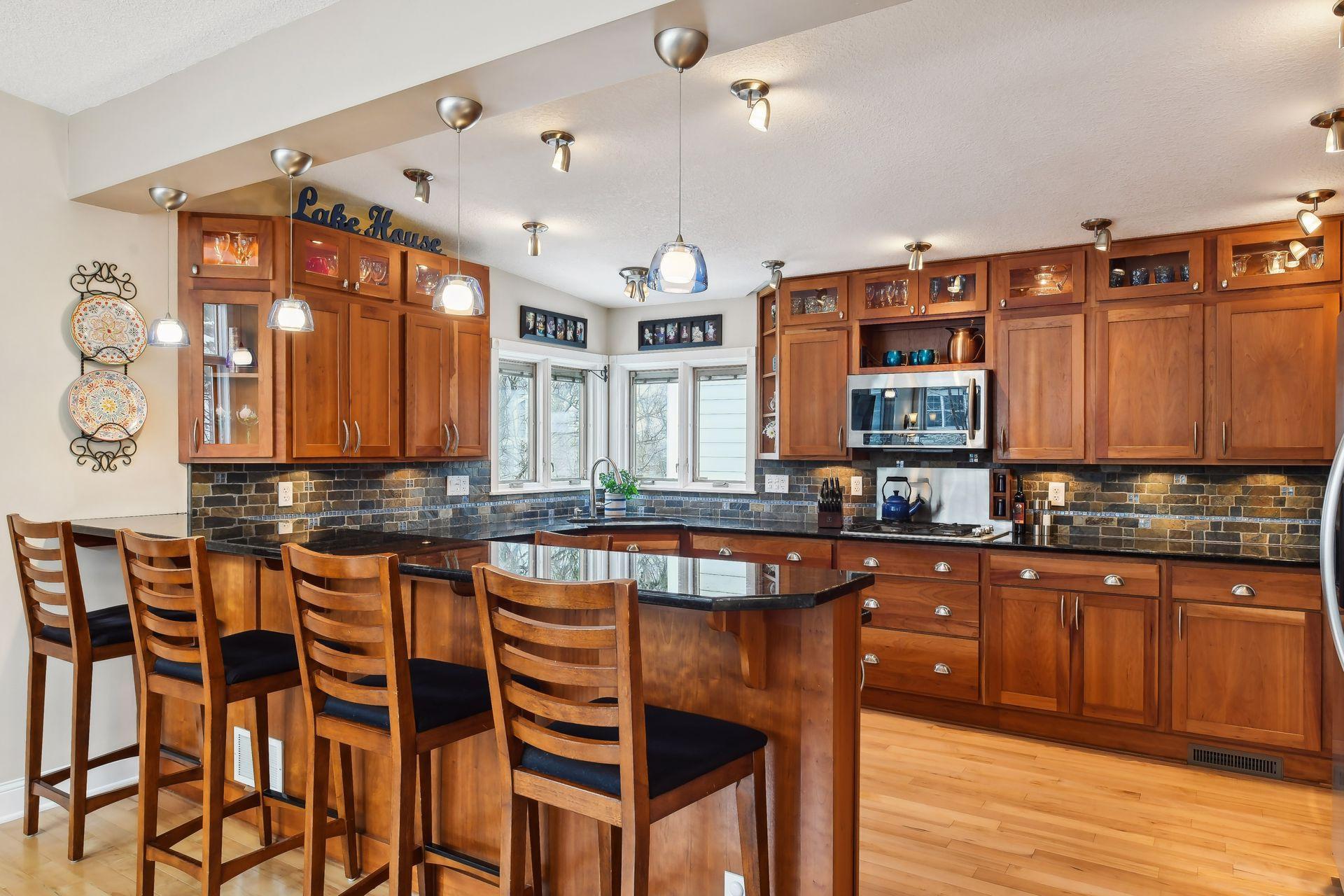 2835 Inner Road