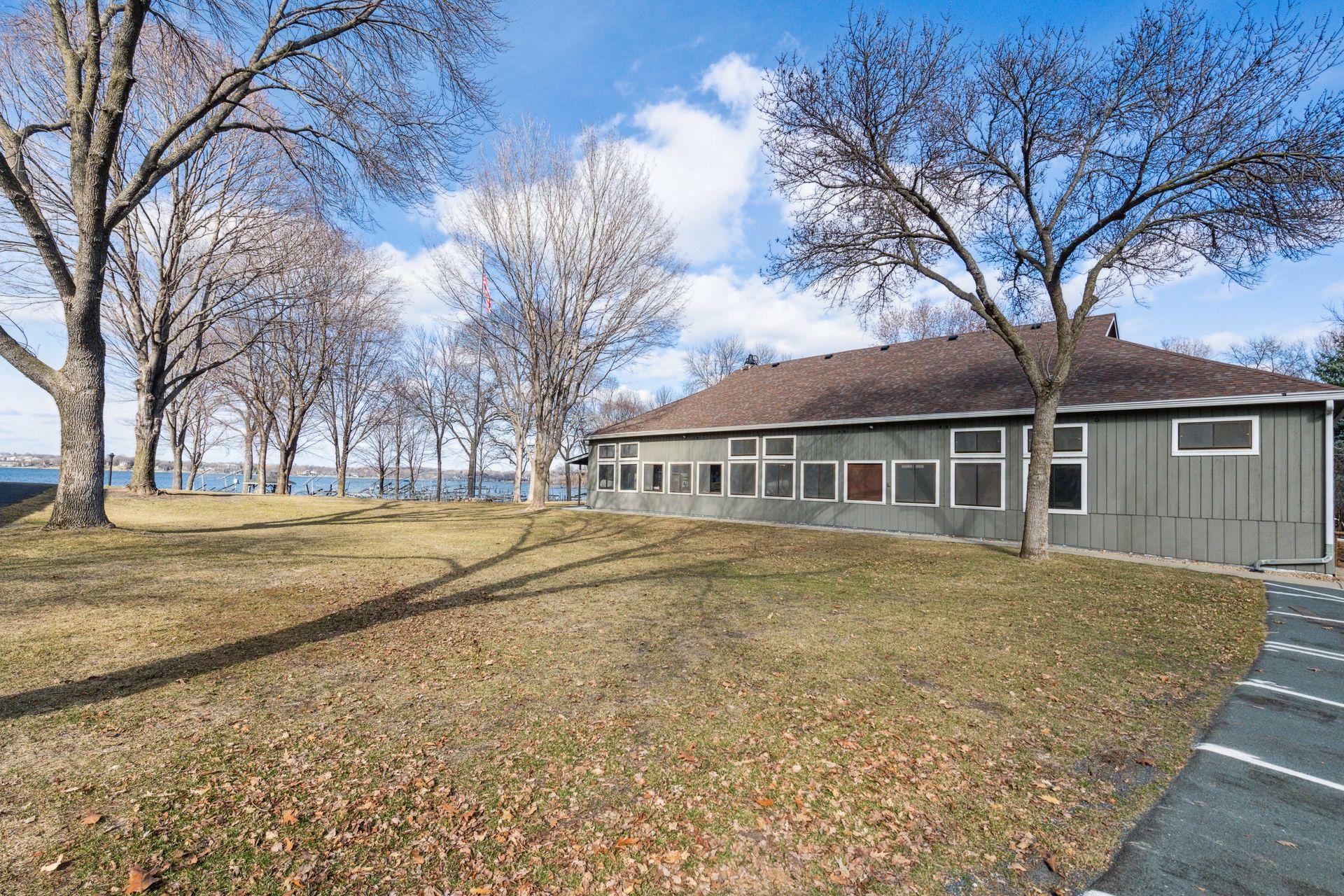2835 Inner Road