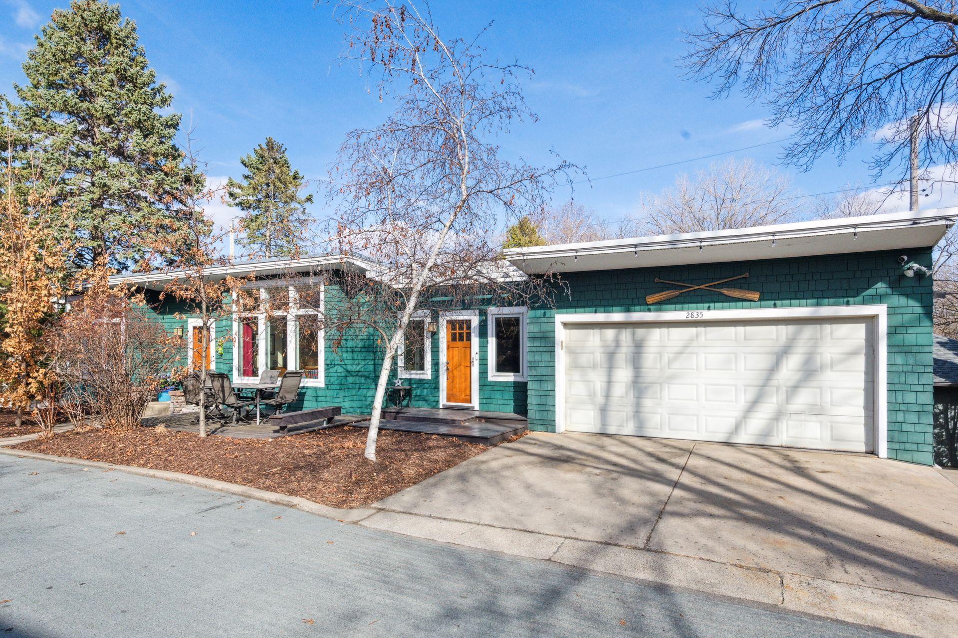 2835 Inner Road