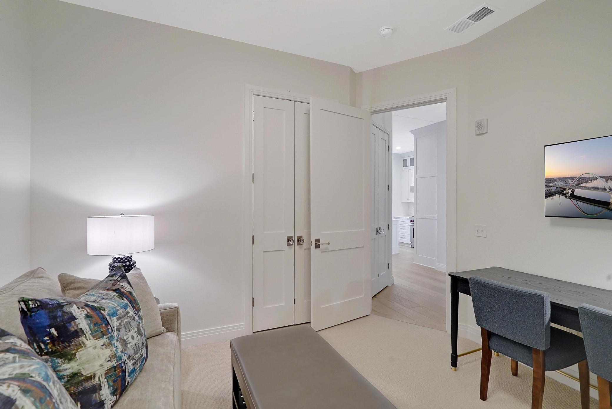 935 Lake Street E Unit: 204