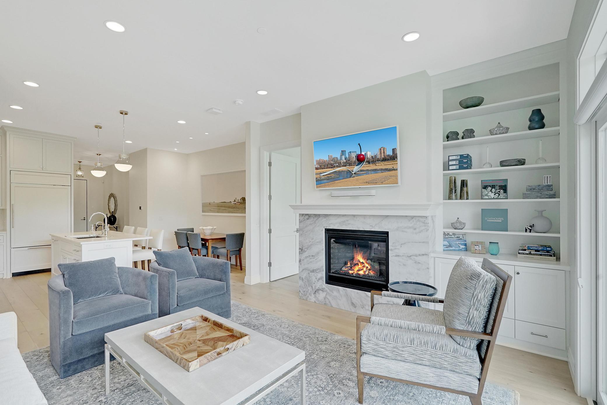 935 Lake Street E Unit: 204