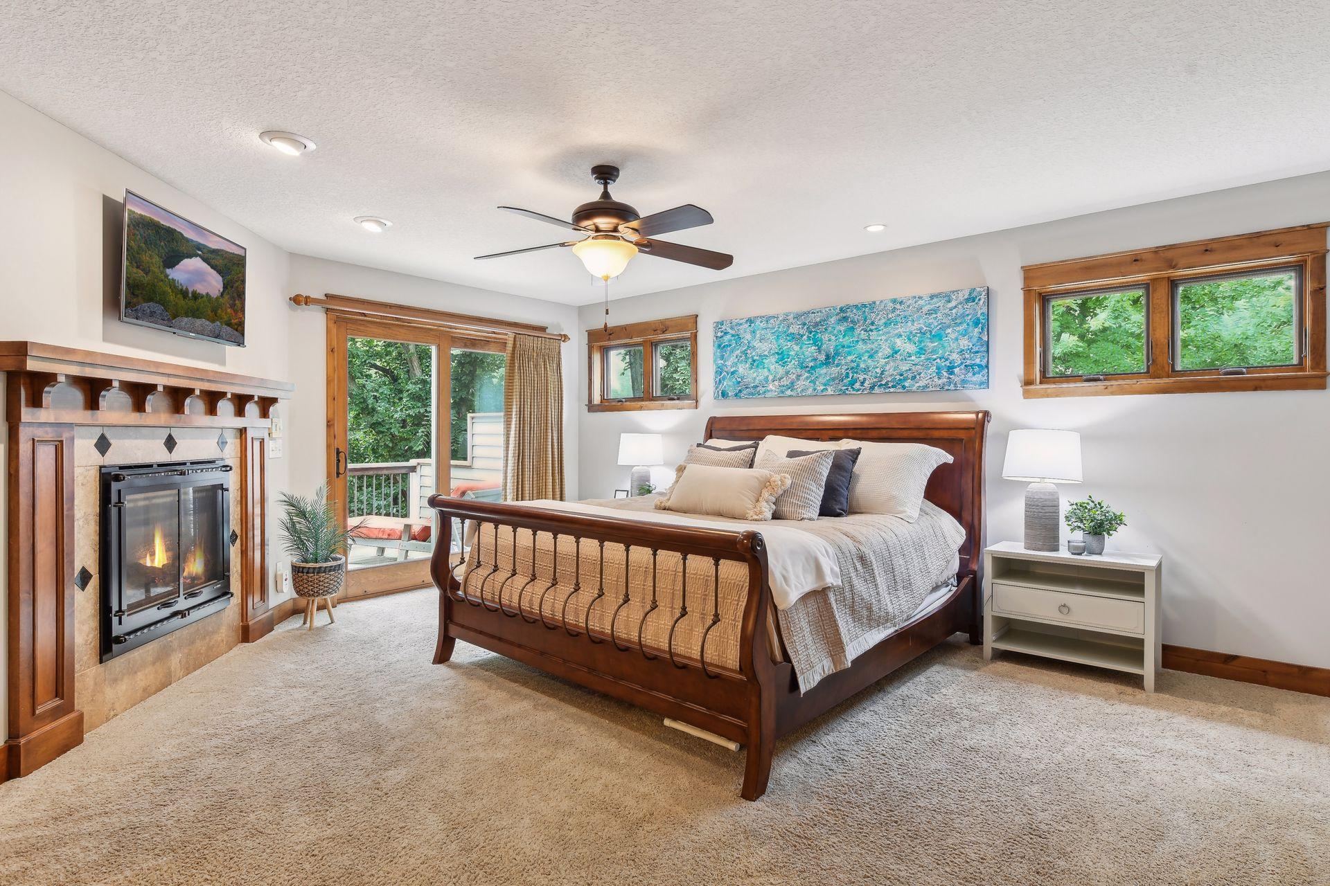 1825 Forestview Lane N