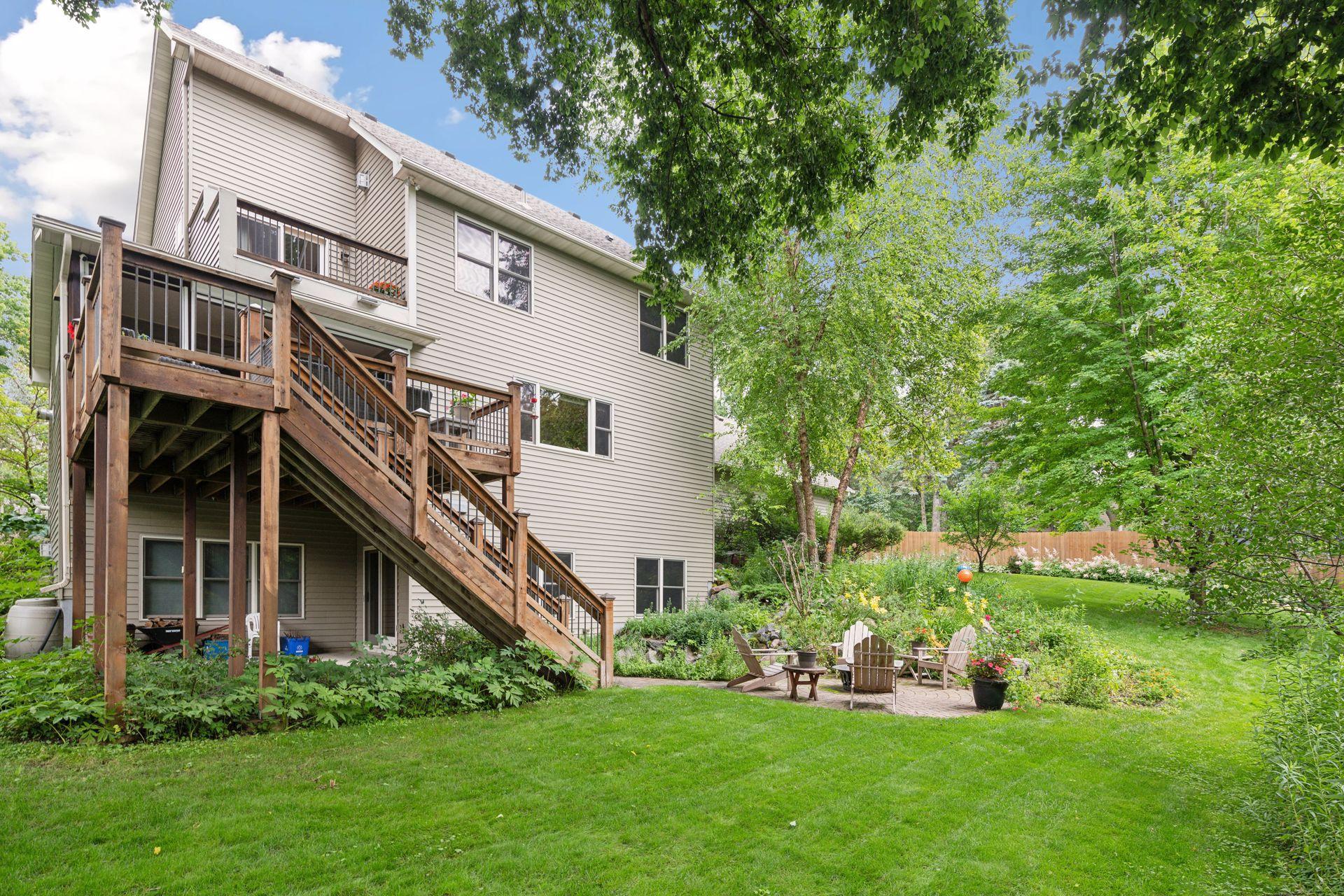 1825 Forestview Lane N