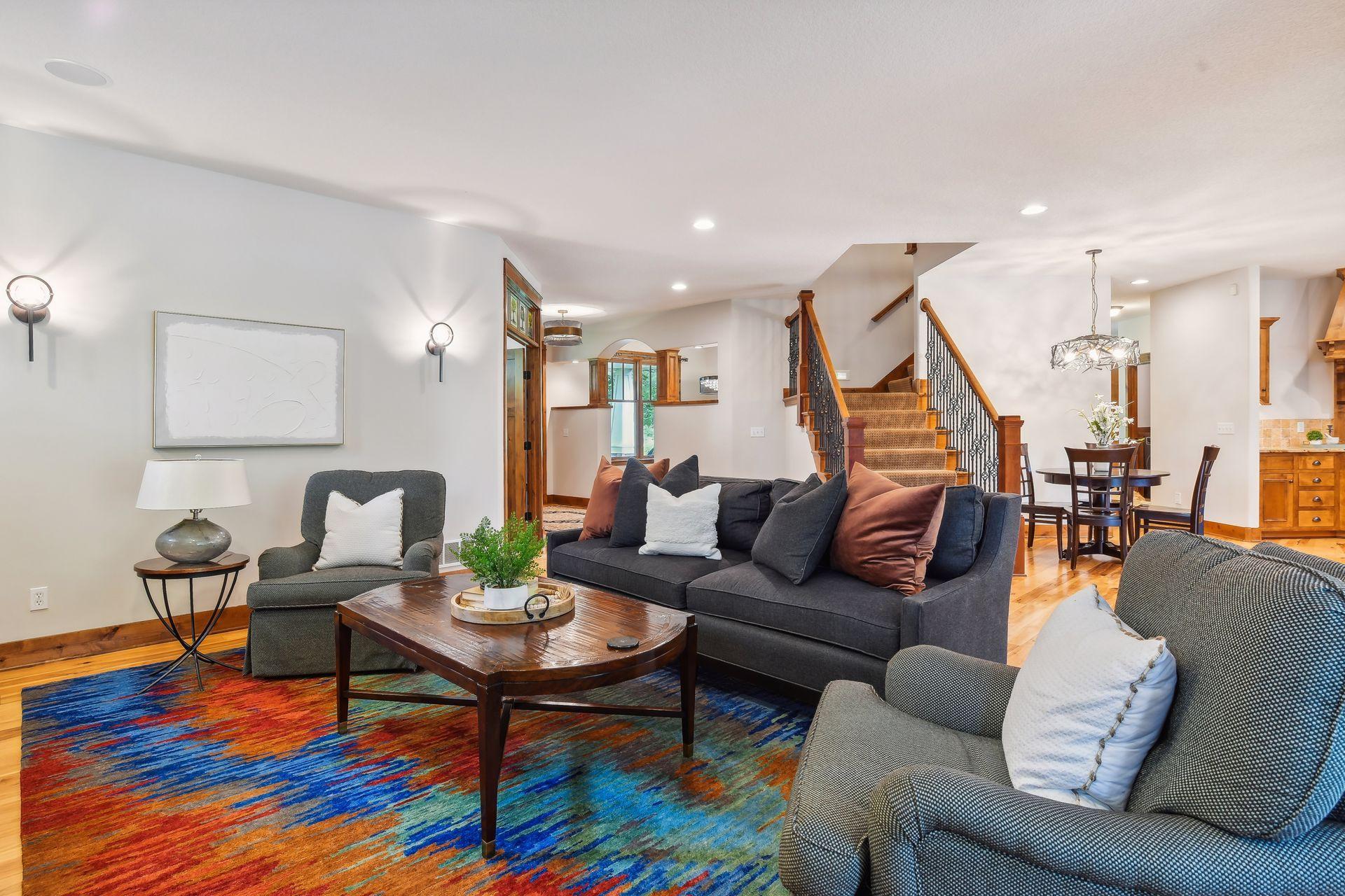 1825 Forestview Lane N