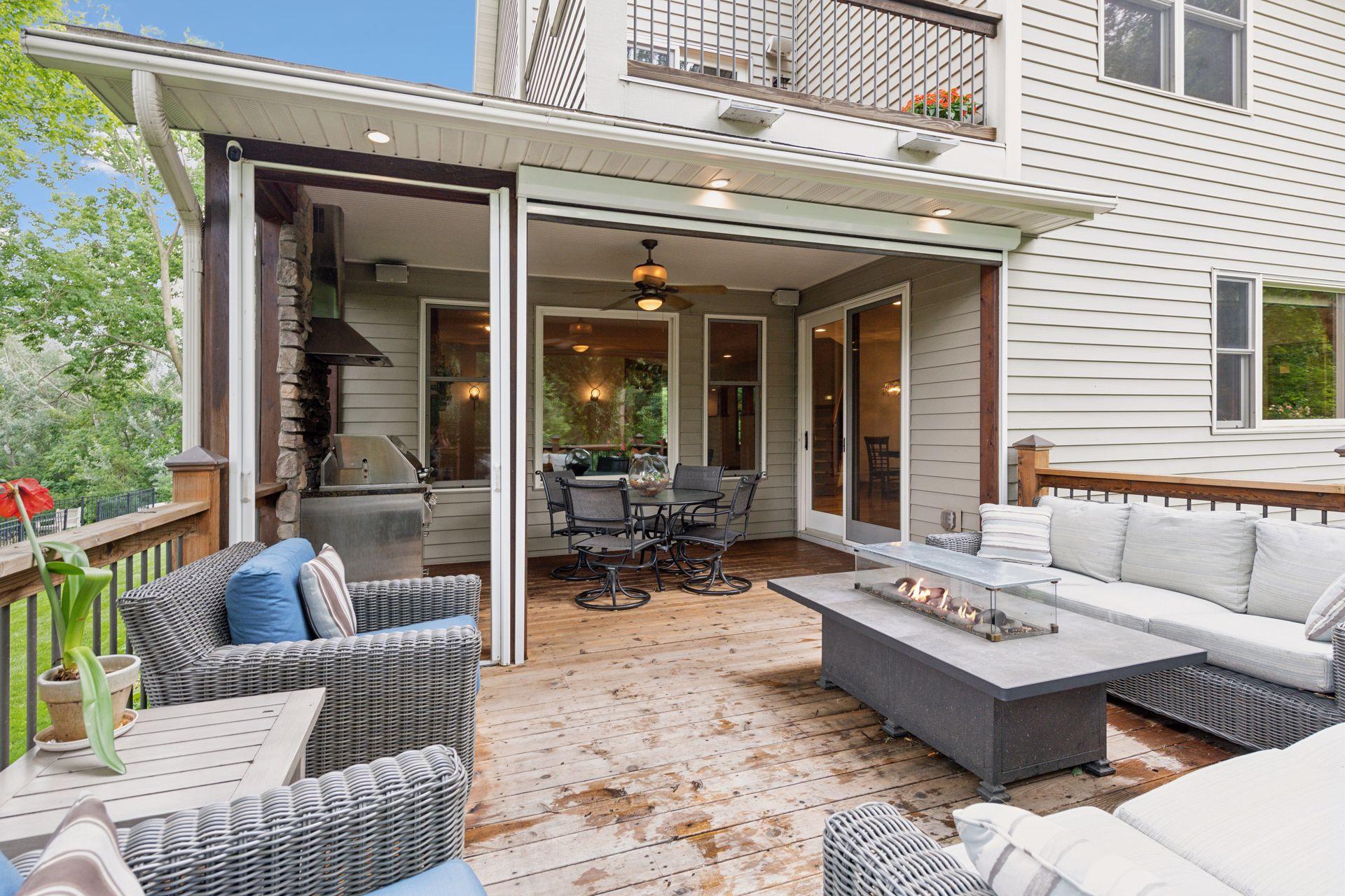 1825 Forestview Lane N