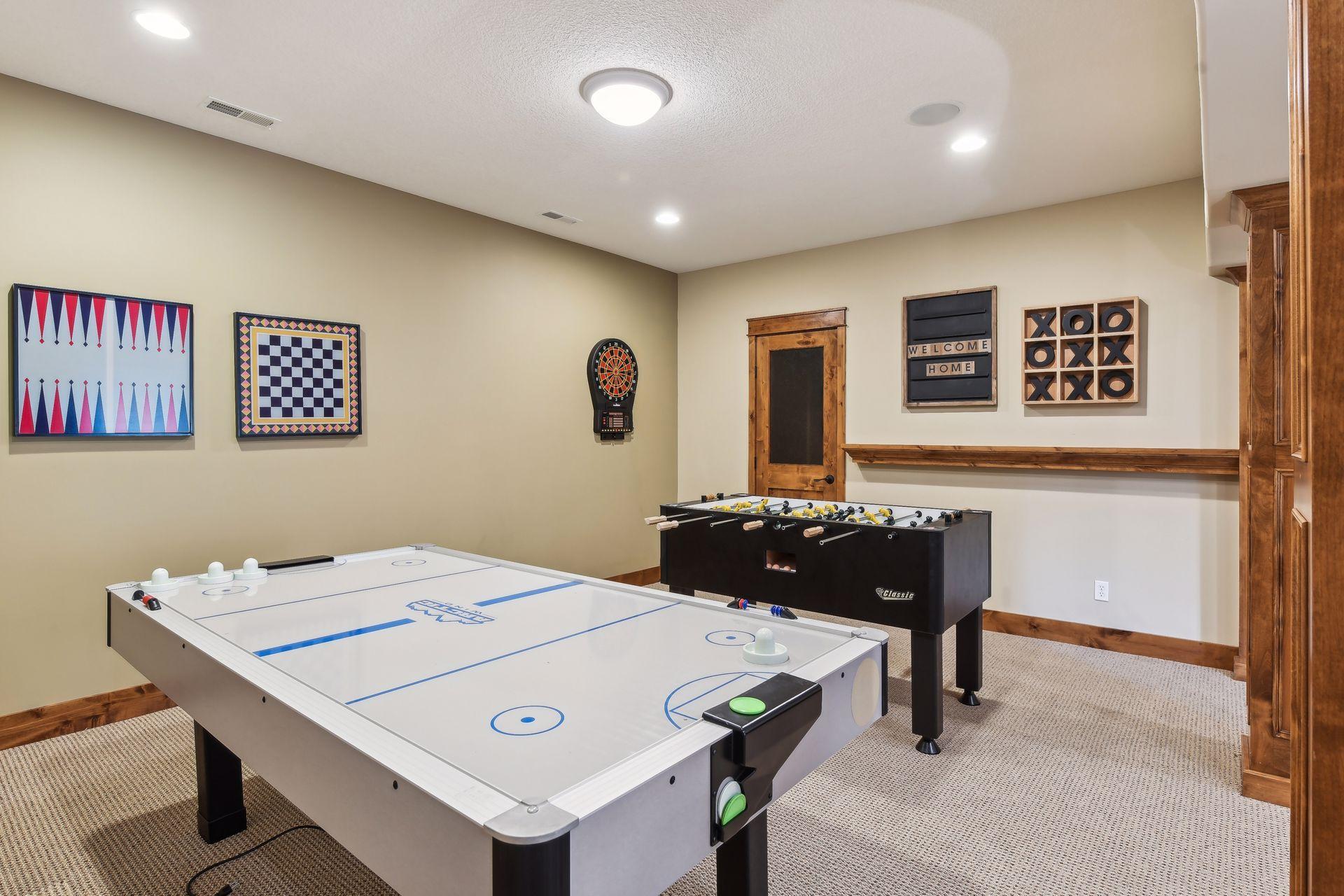 1825 Forestview Lane N