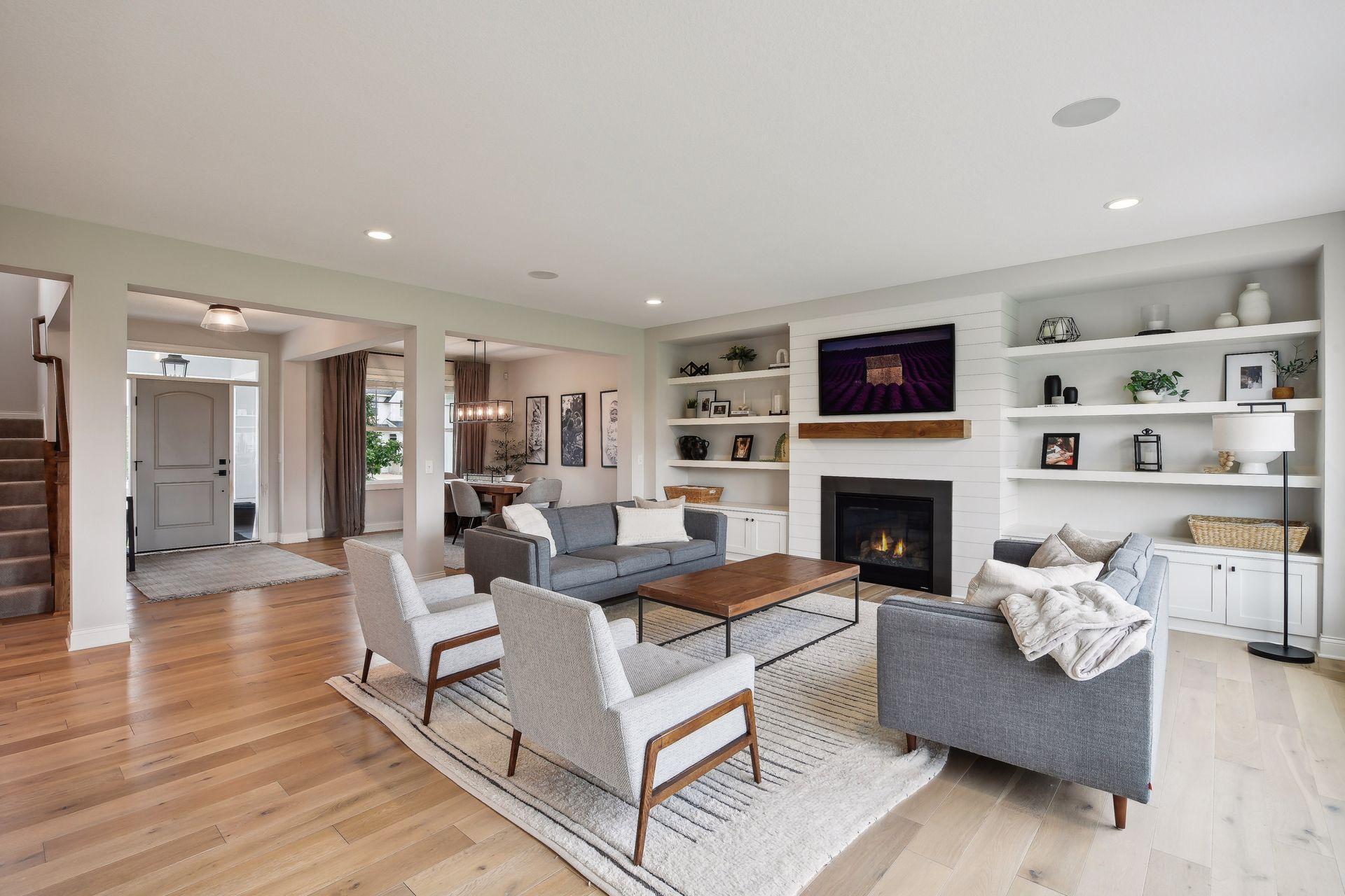 7536 Walnut Grove Lane N