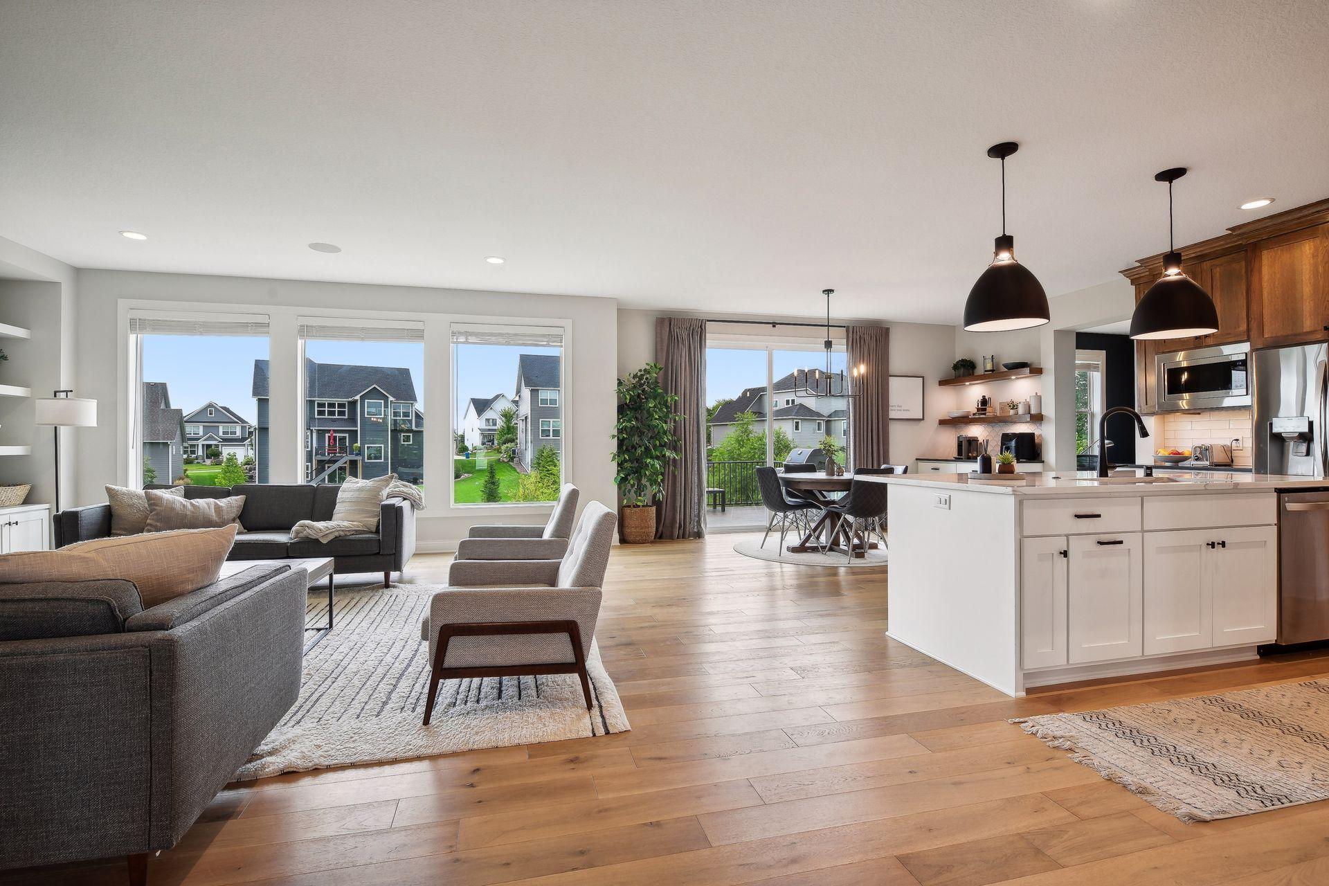 7536 Walnut Grove Lane N