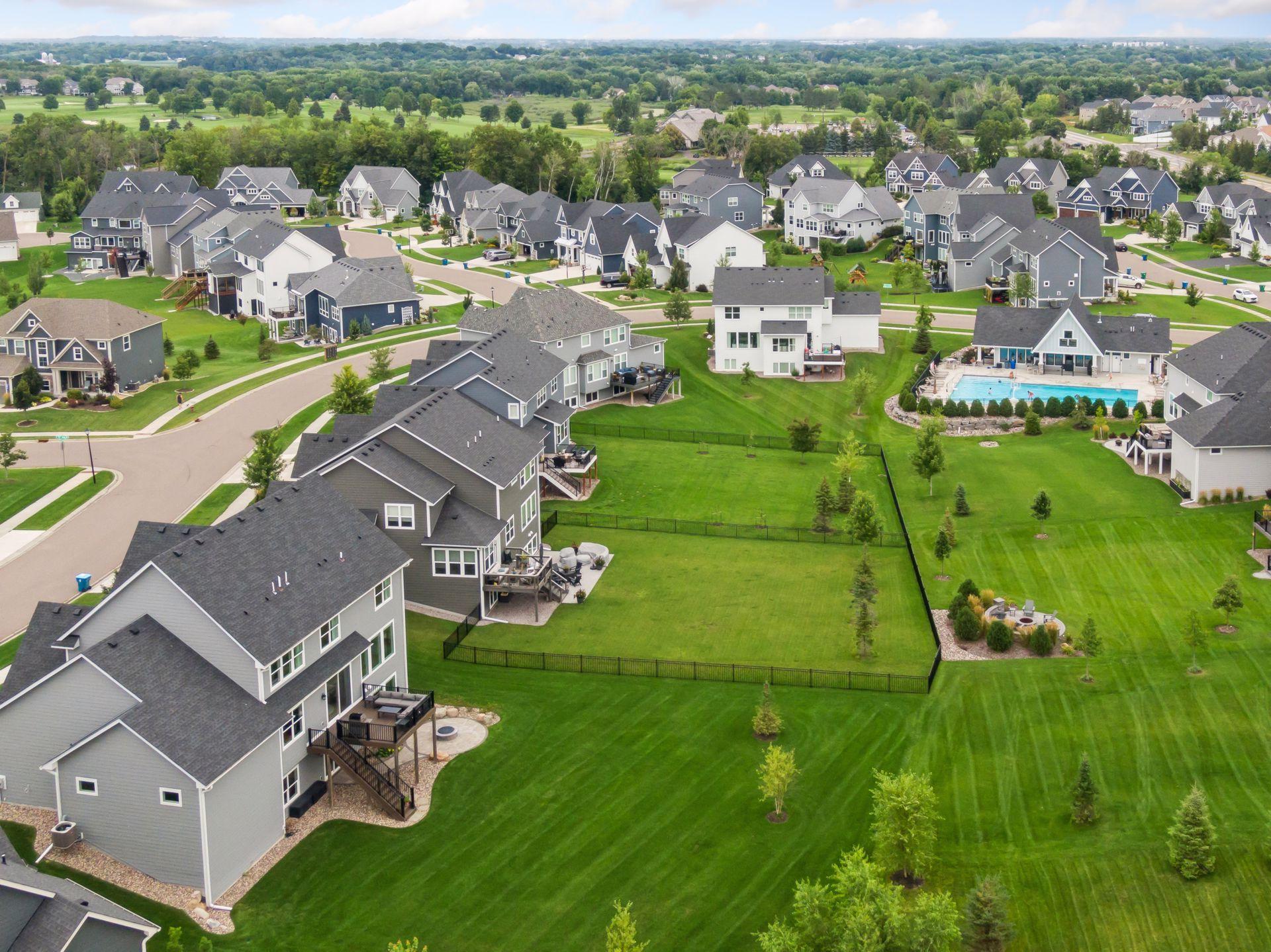 7536 Walnut Grove Lane N