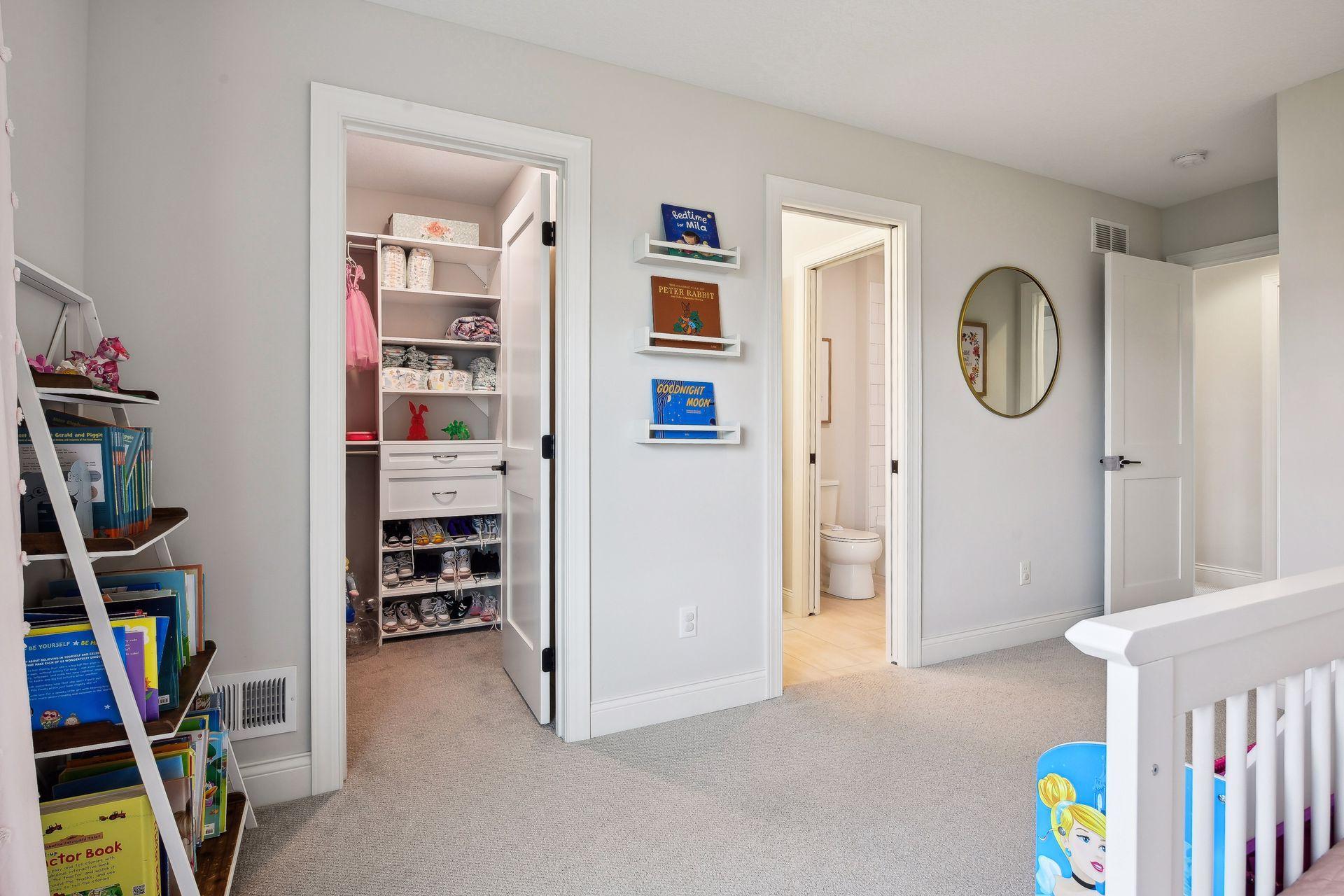 7536 Walnut Grove Lane N