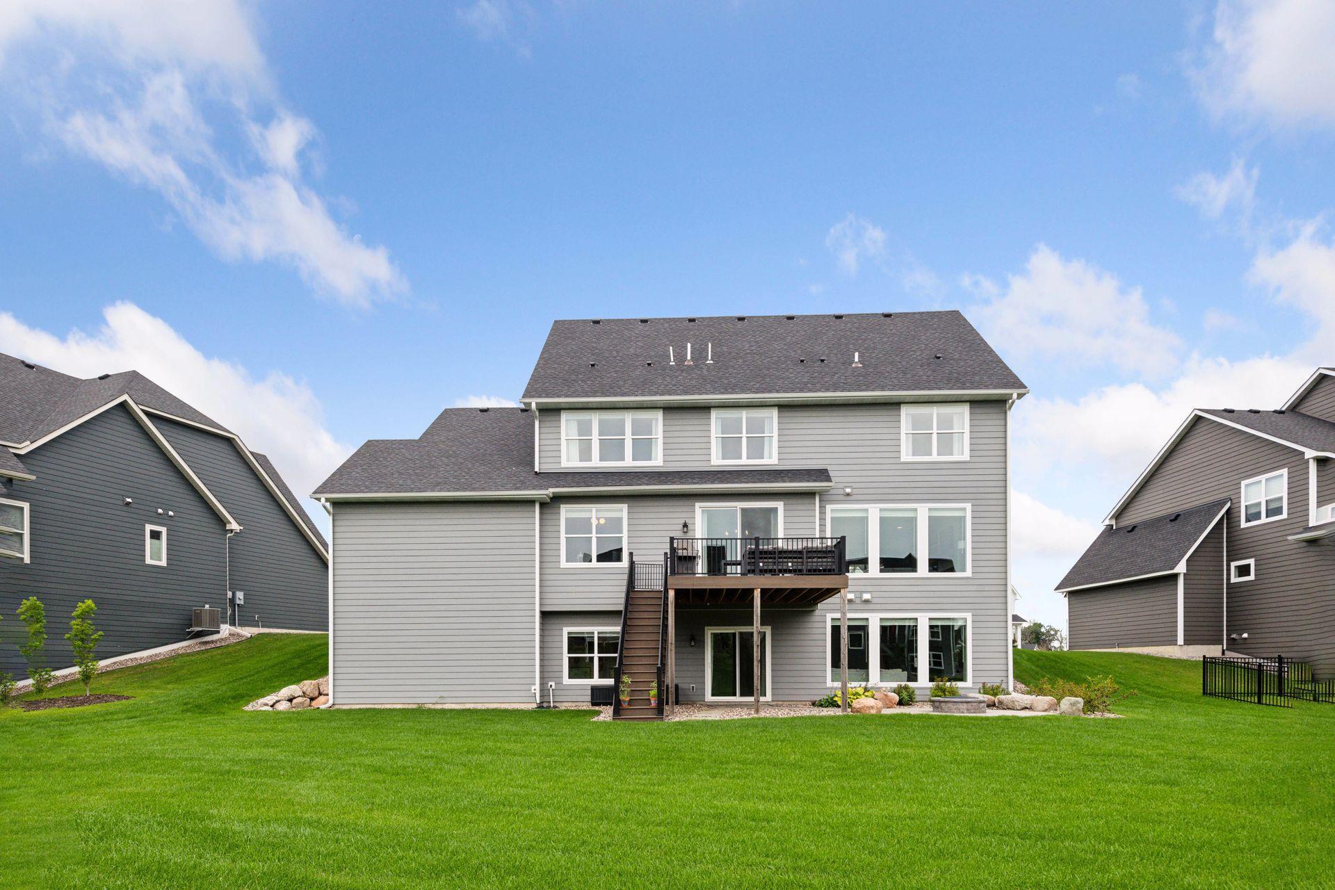 7536 Walnut Grove Lane N