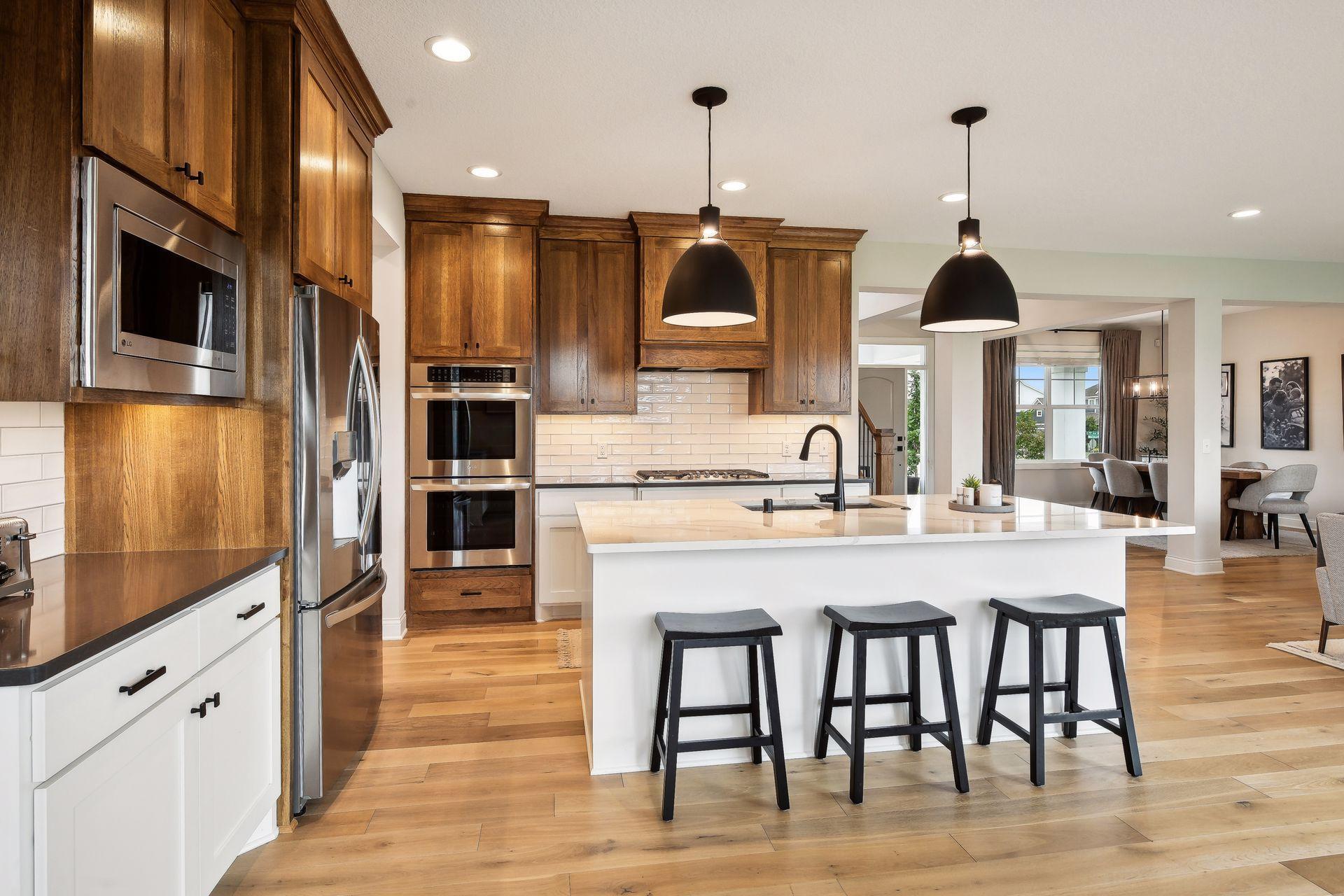 7536 Walnut Grove Lane N