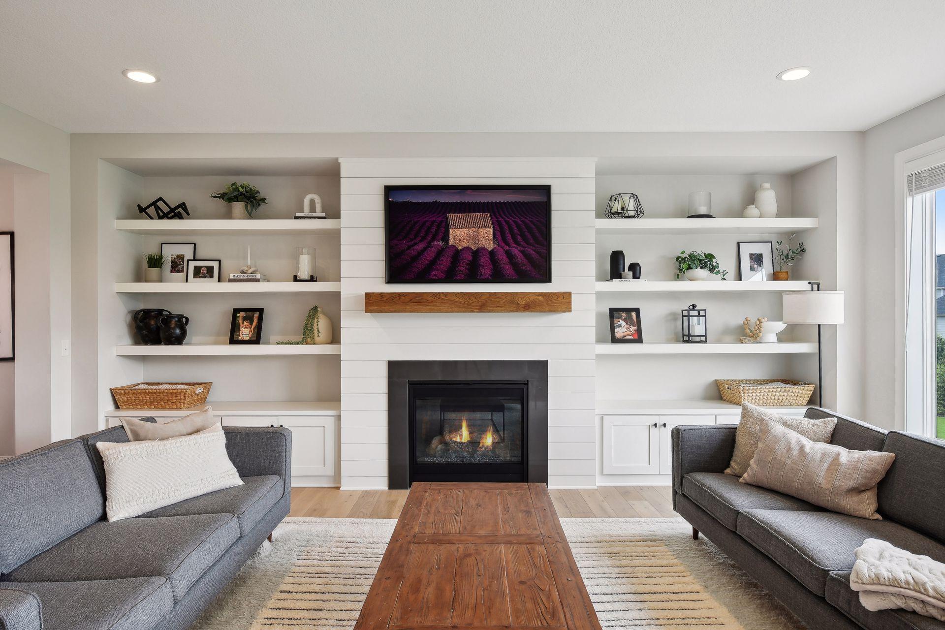 7536 Walnut Grove Lane N