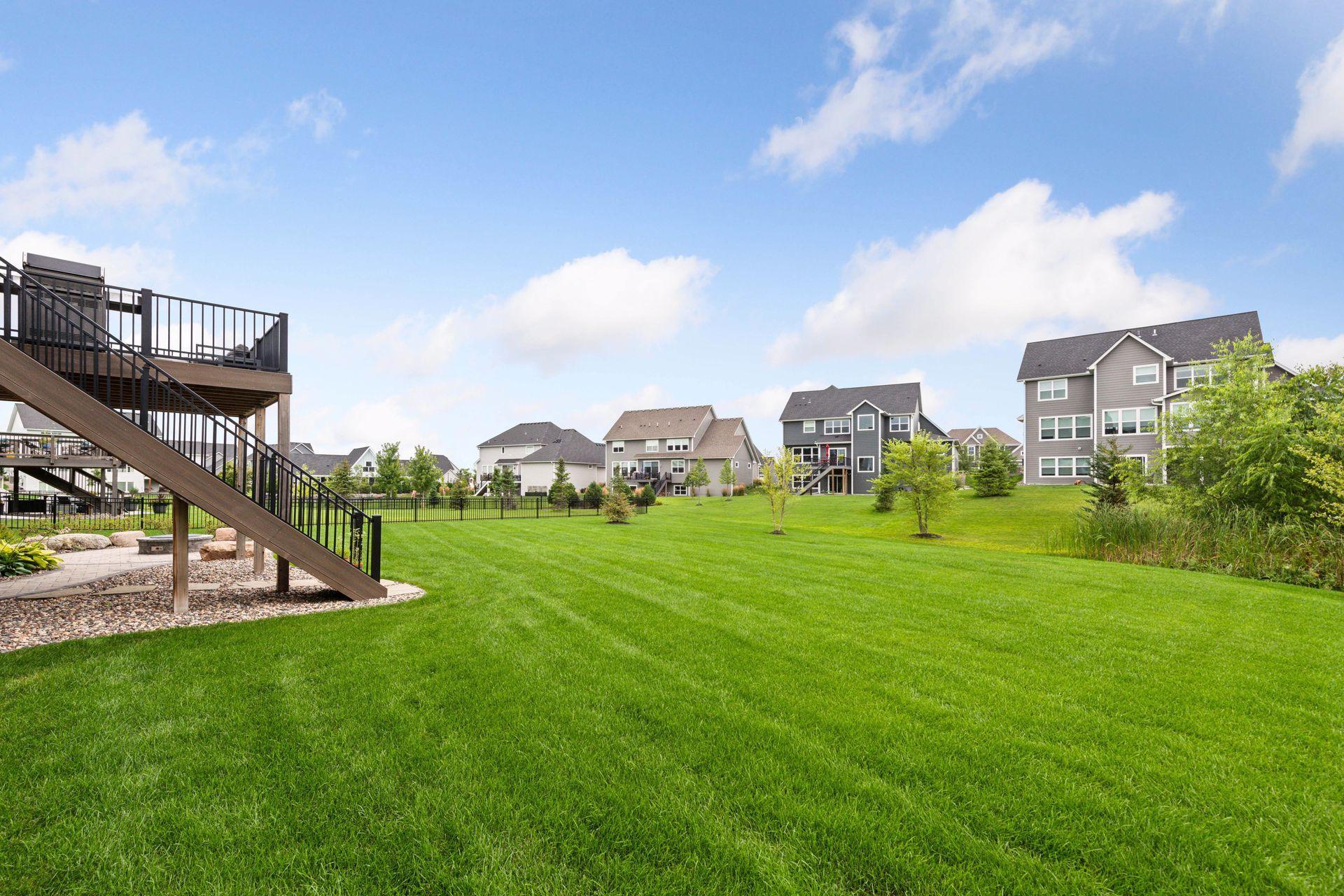 7536 Walnut Grove Lane N