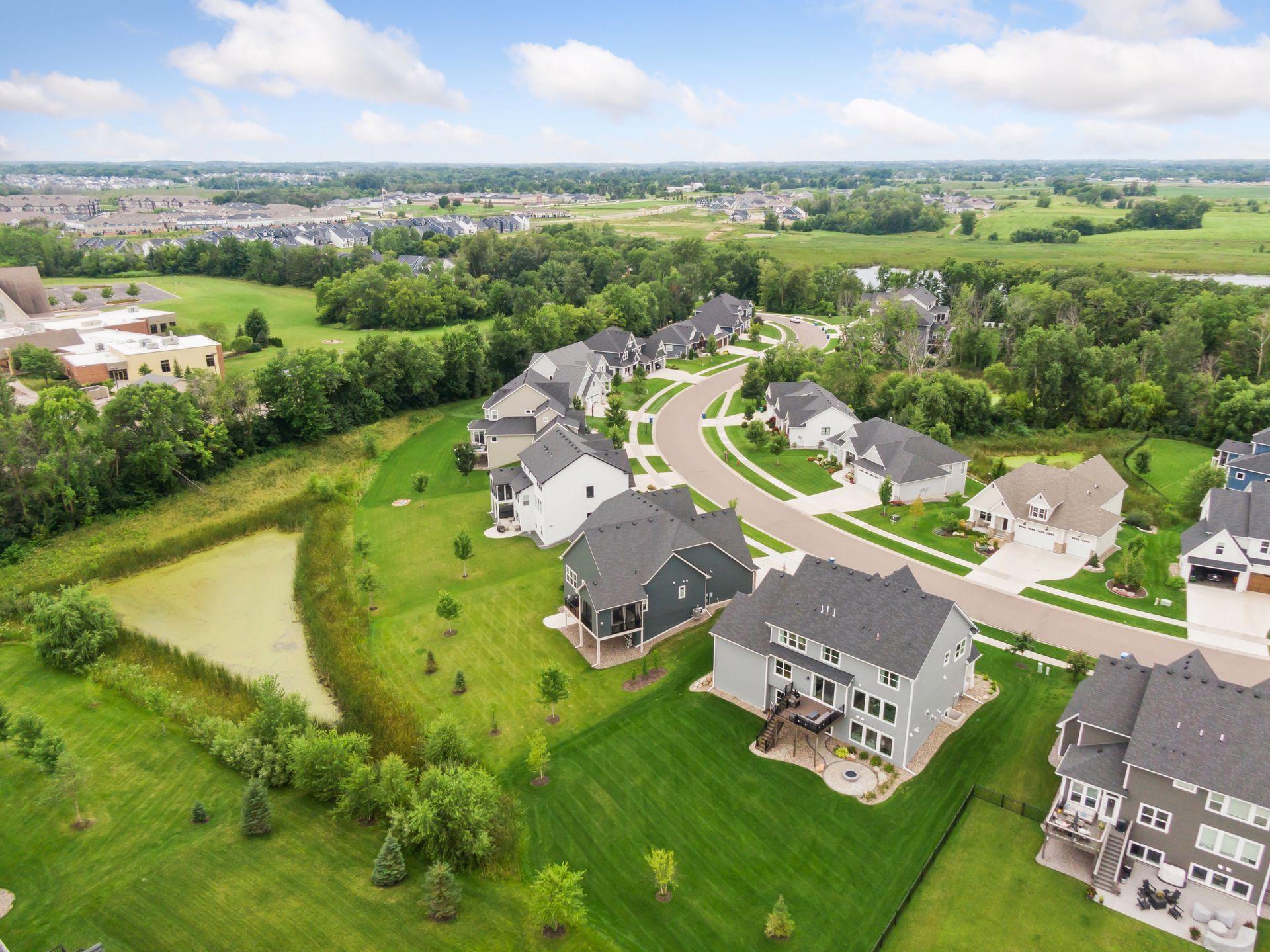 7536 Walnut Grove Lane N