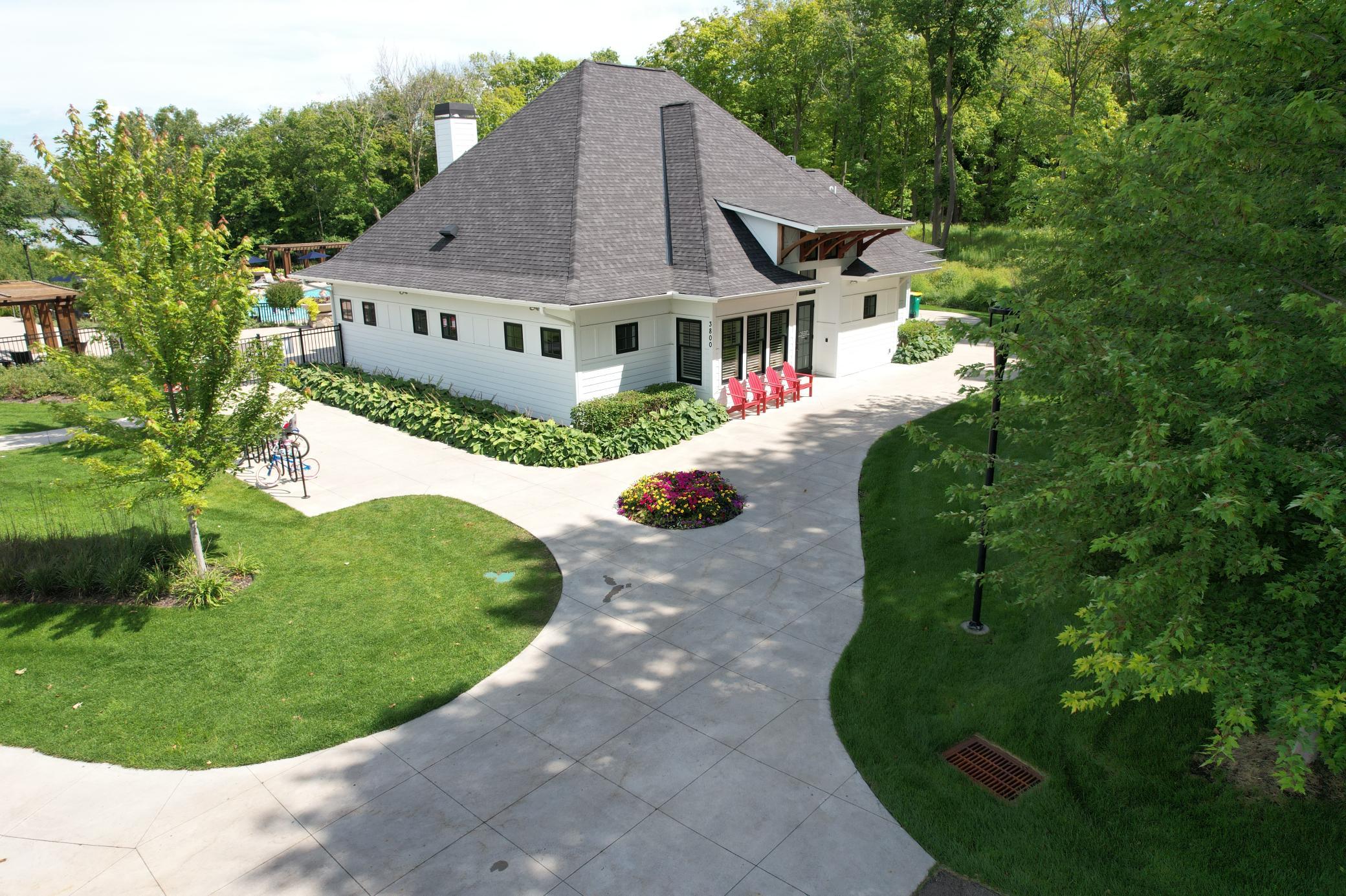 4617 Wolfberry Curve
