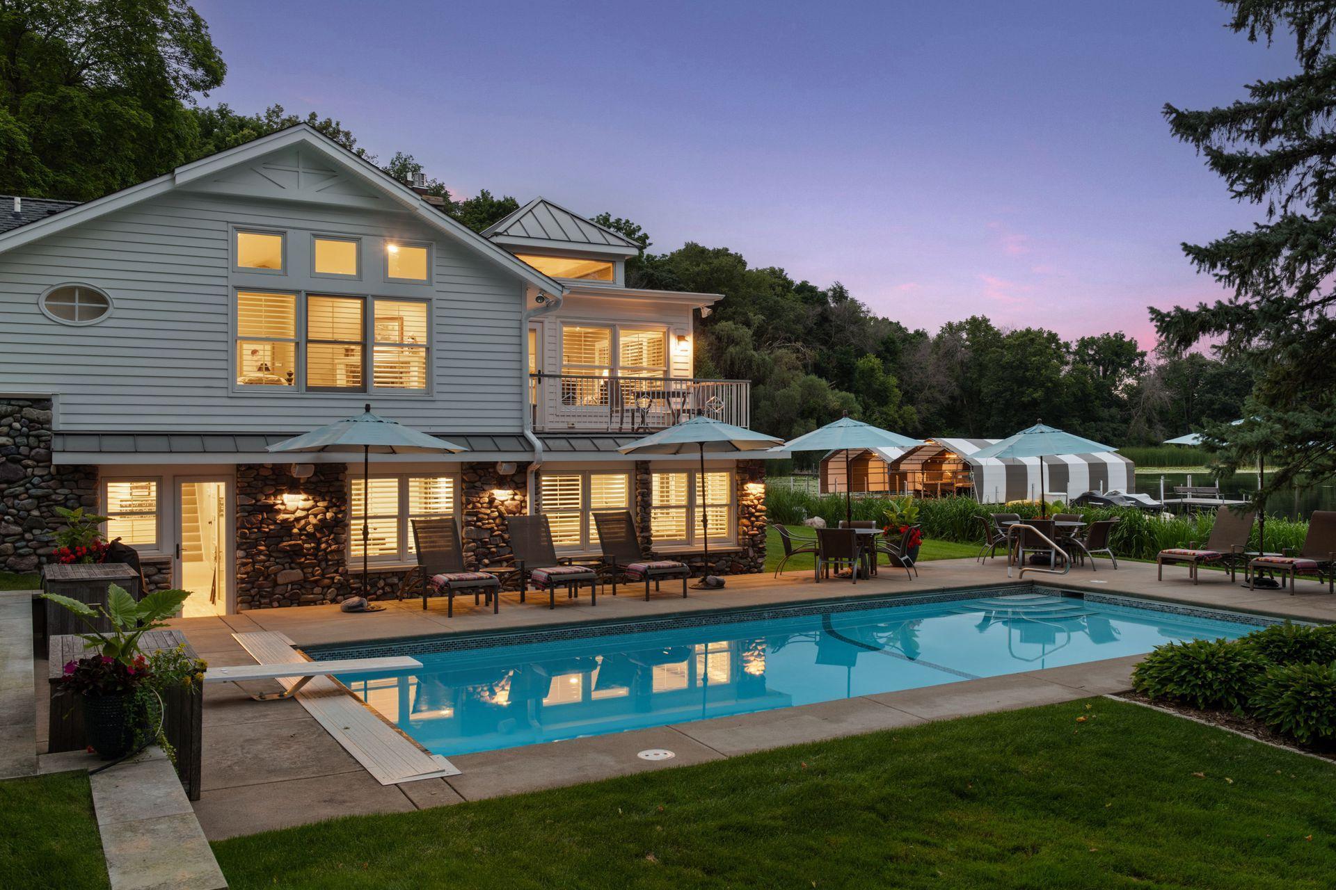 513 Ferndale Road W