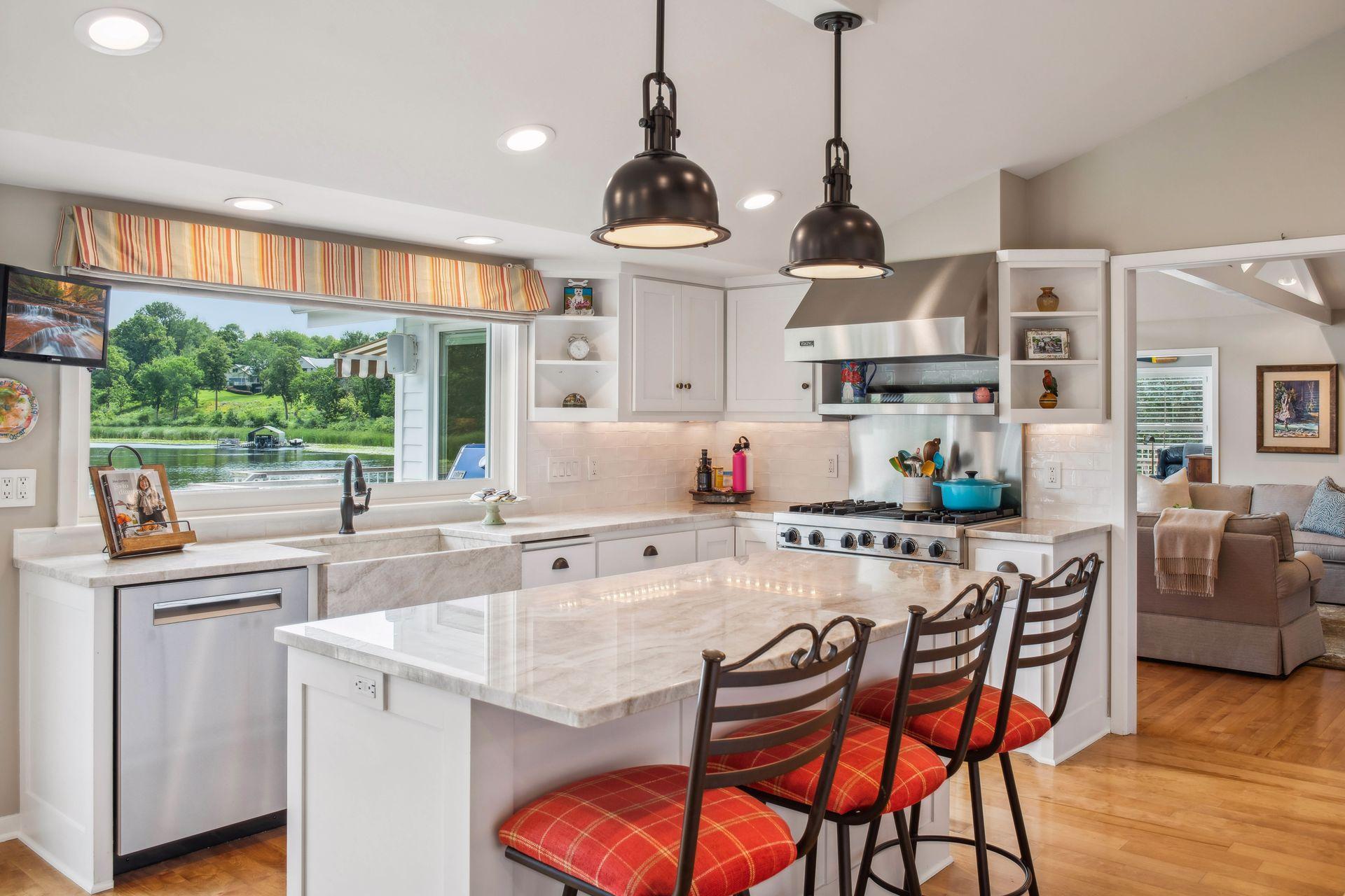 513 Ferndale Road W