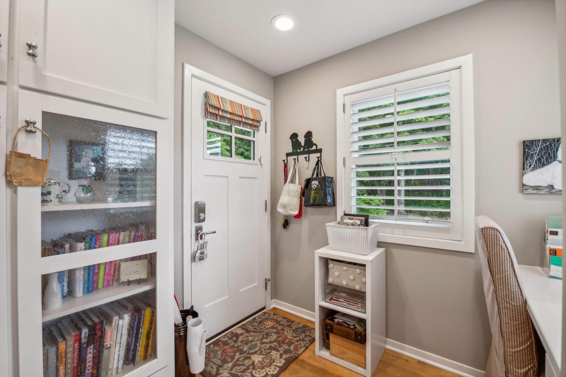 513 Ferndale Road W