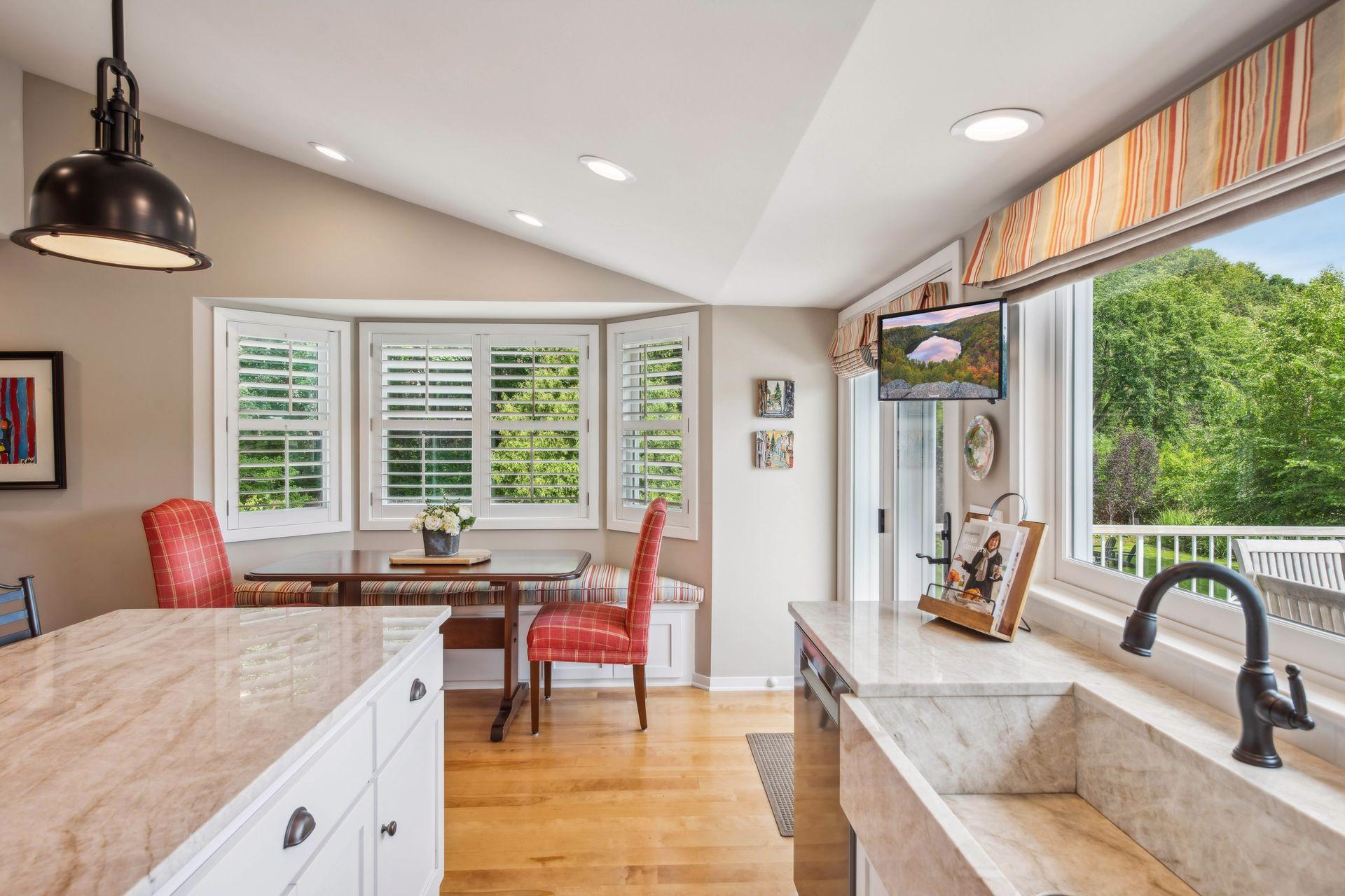 513 Ferndale Road W