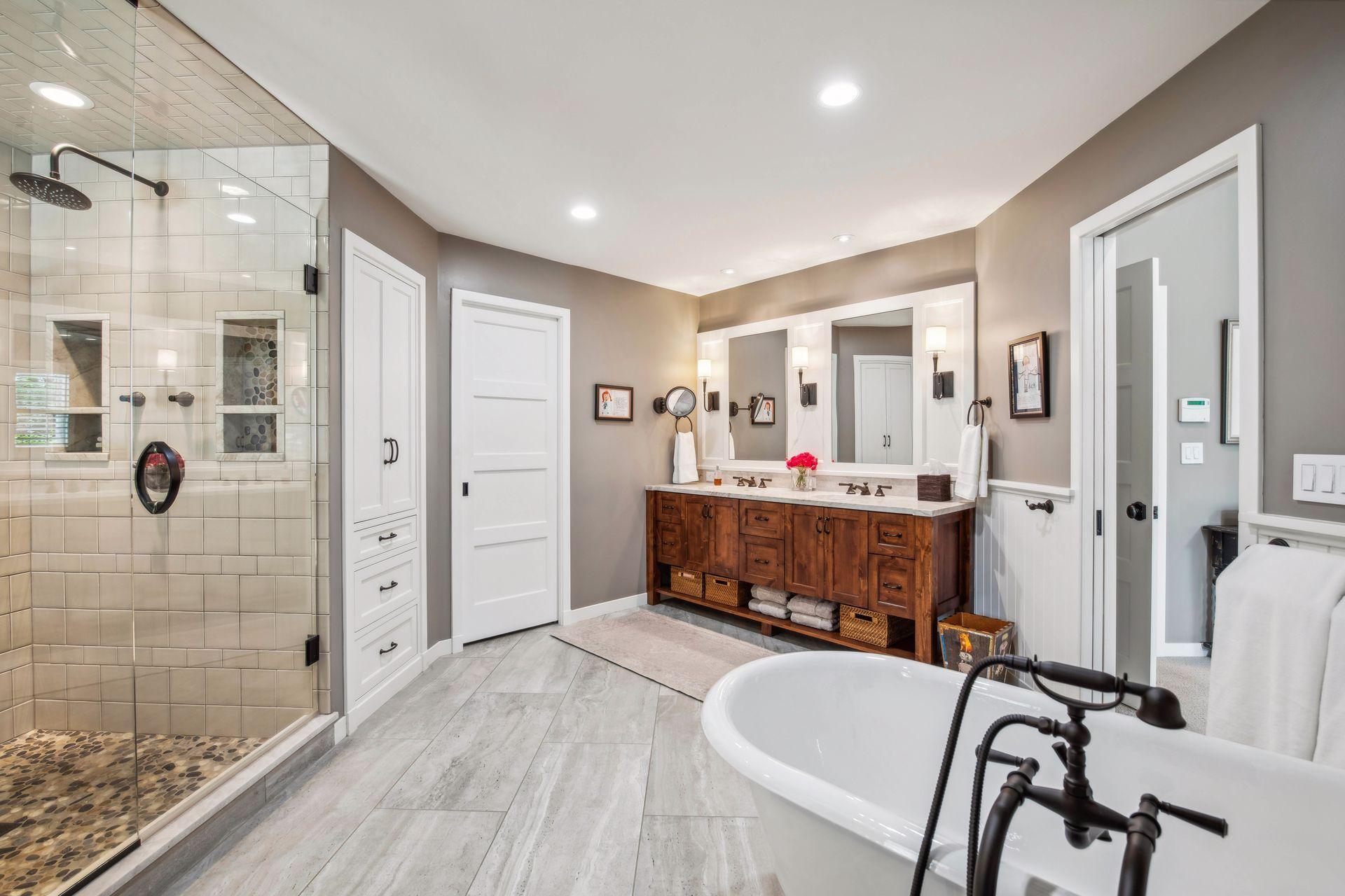 513 Ferndale Road W