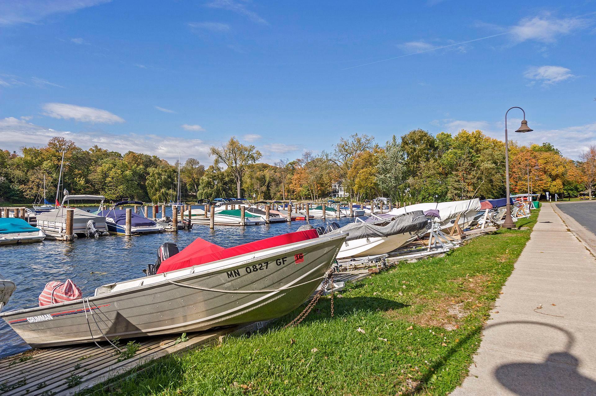 3815 Deephaven Avenue