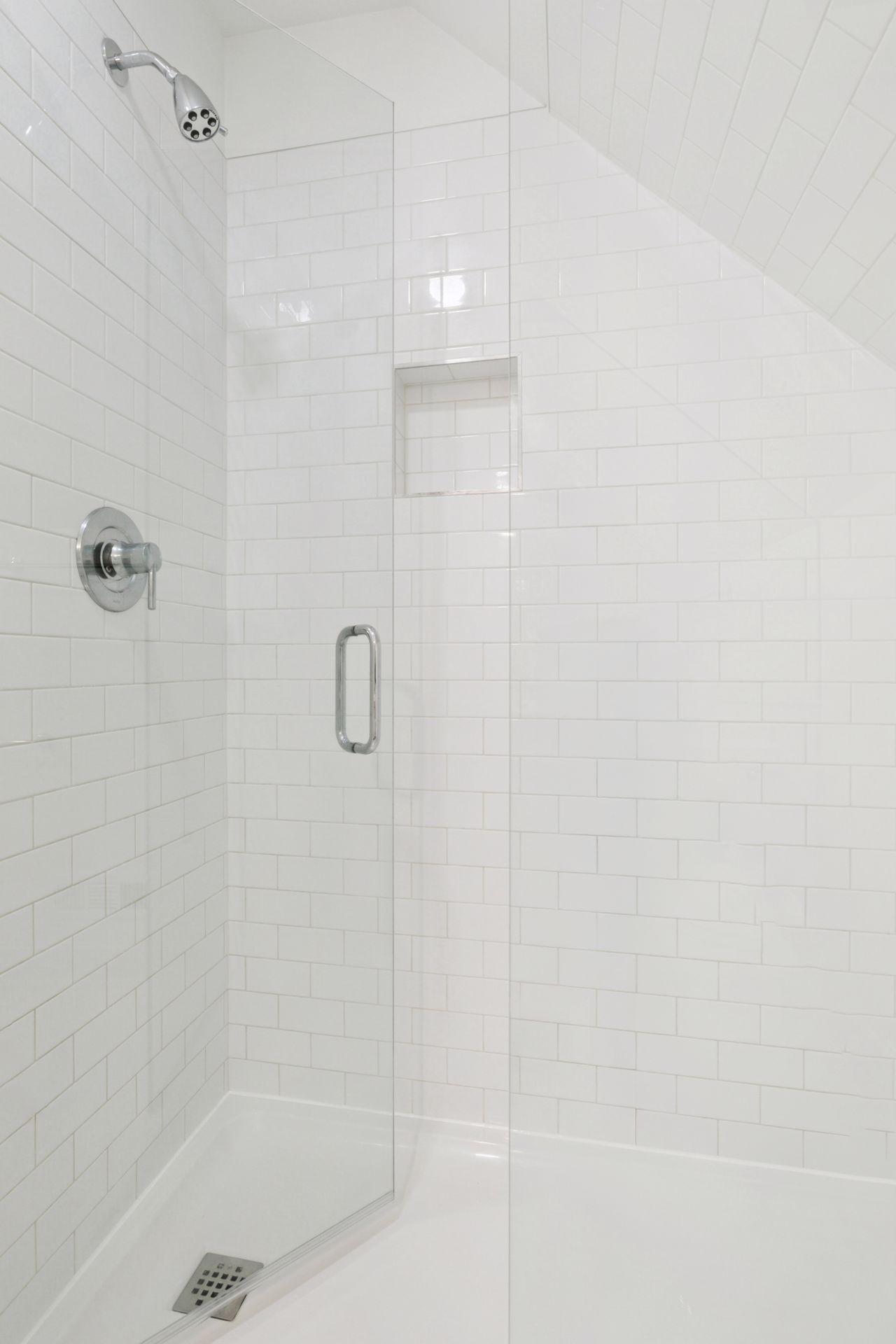 3815 Deephaven Avenue