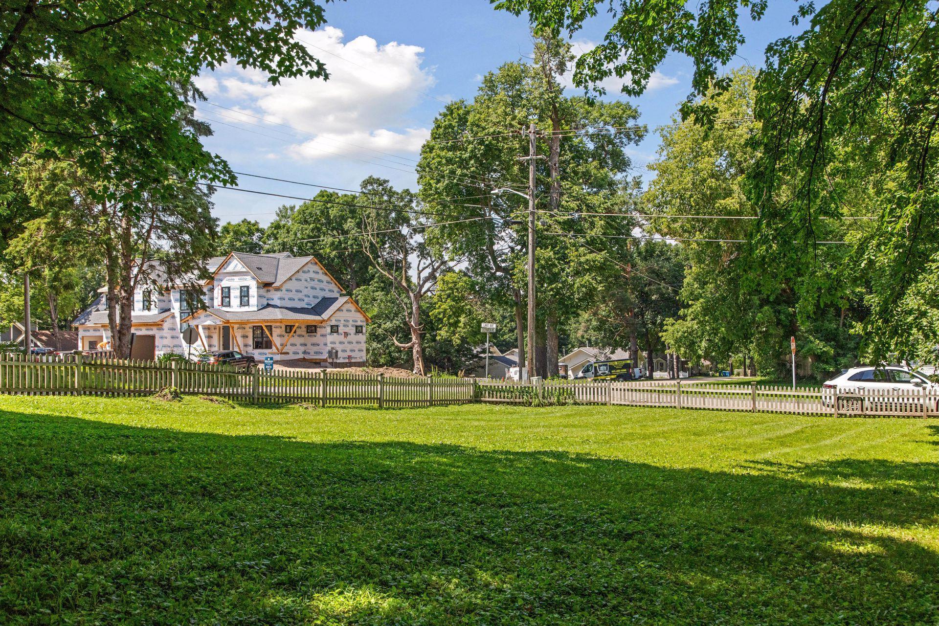 3815 Deephaven Avenue