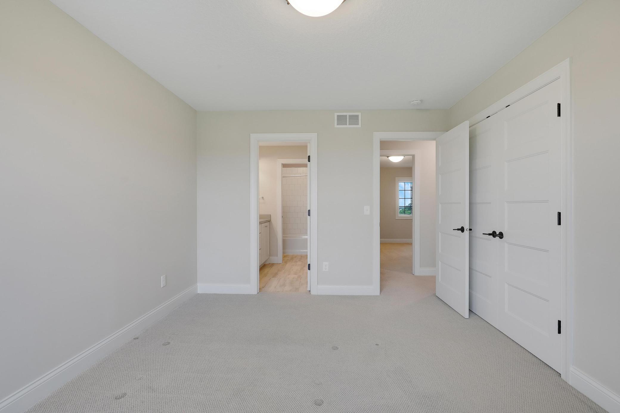 5841 Robert Road