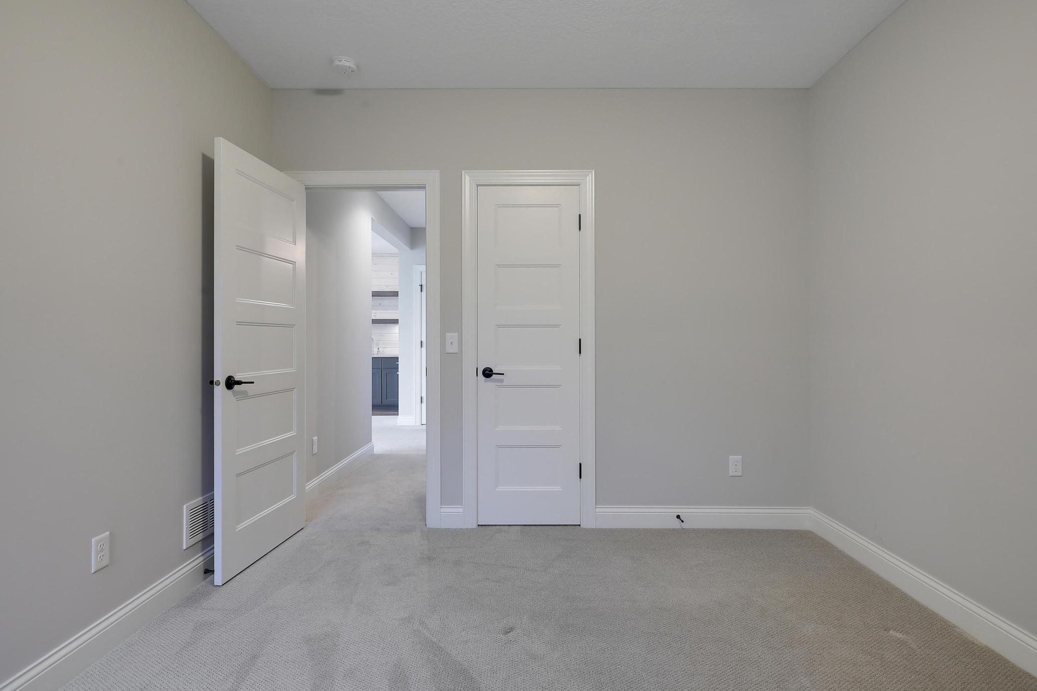 5841 Robert Road