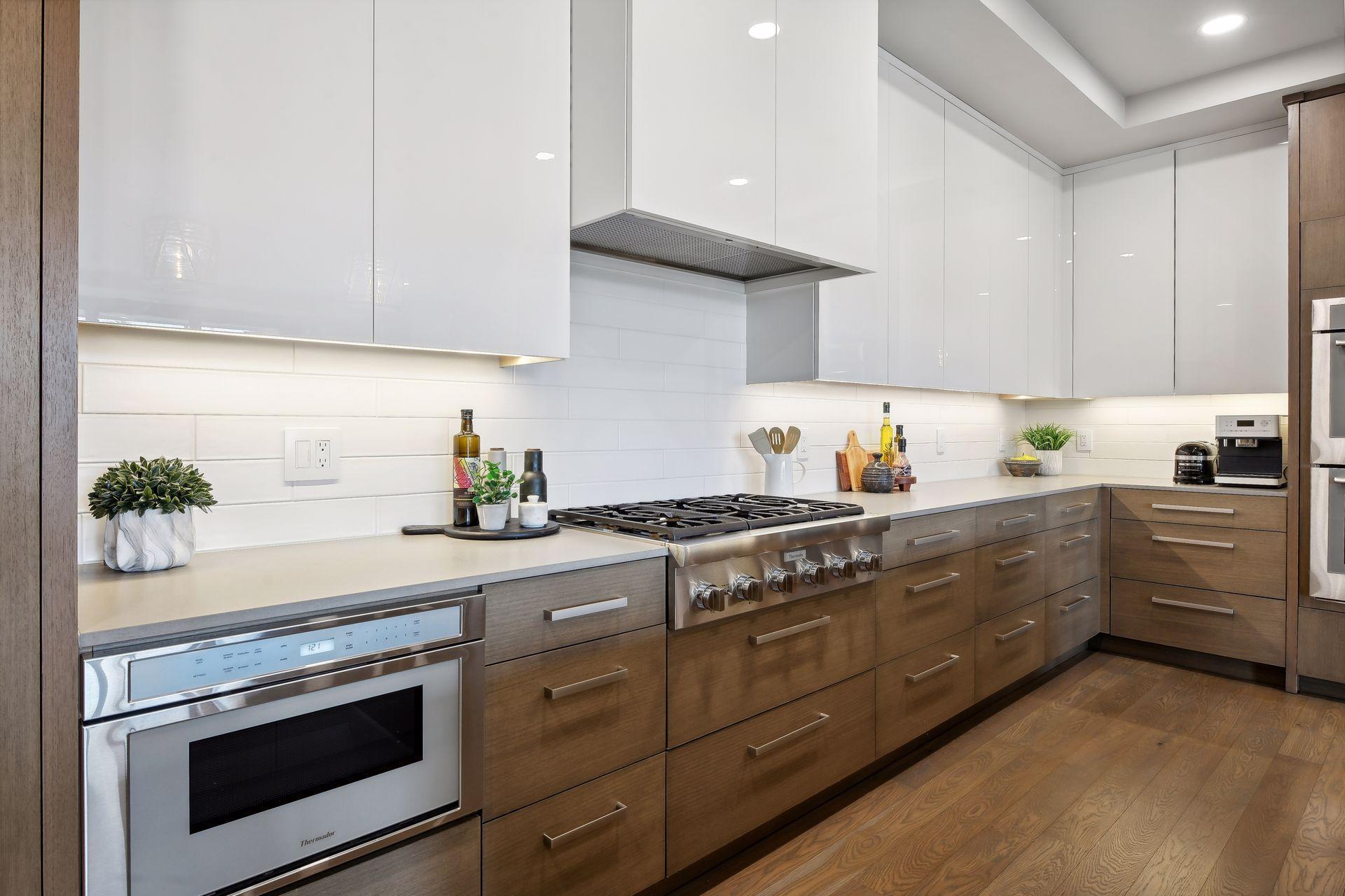 275 Lake Street E Unit: 103