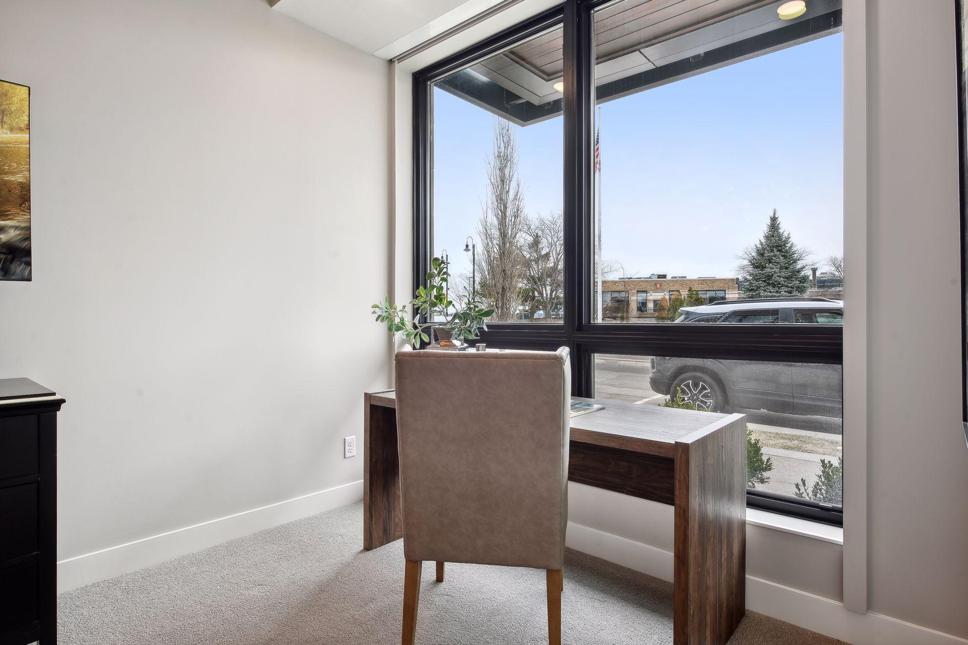 275 Lake Street E Unit: 103
