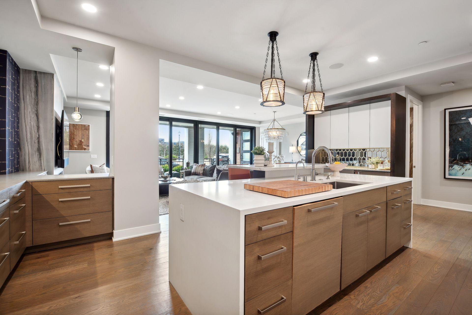 275 Lake Street E Unit: 103