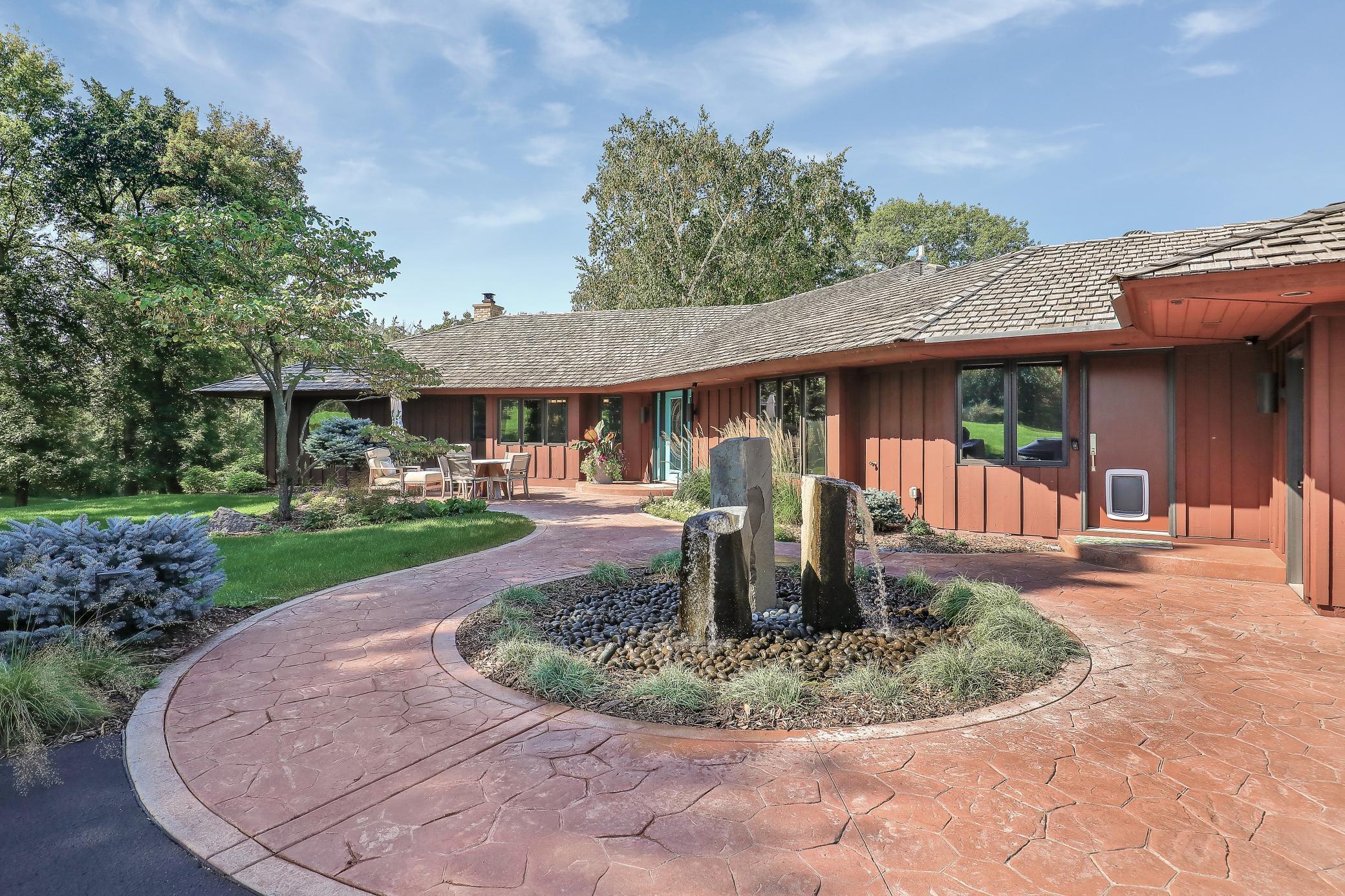 505 S Willow Drive