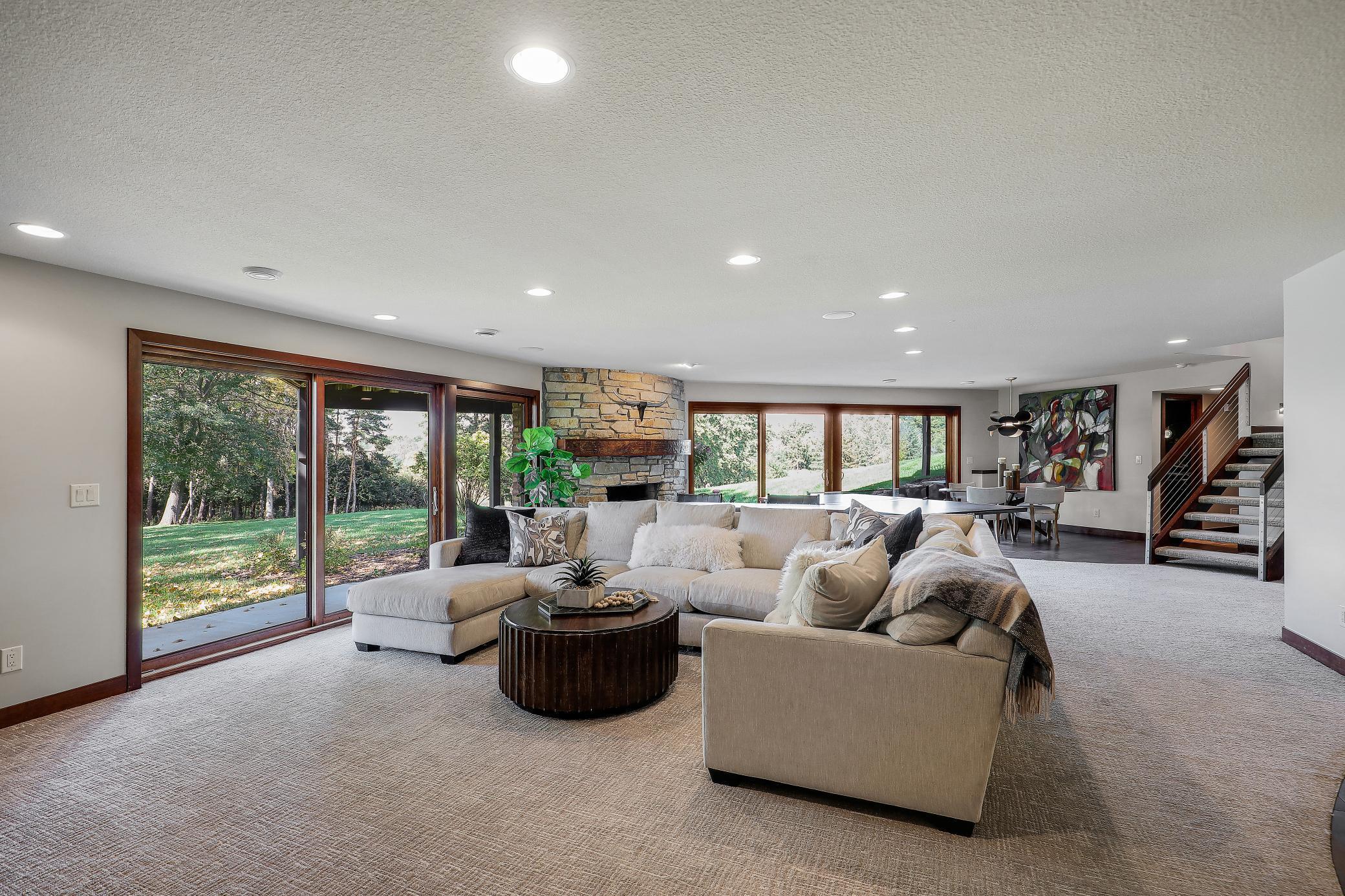 505 S Willow Drive