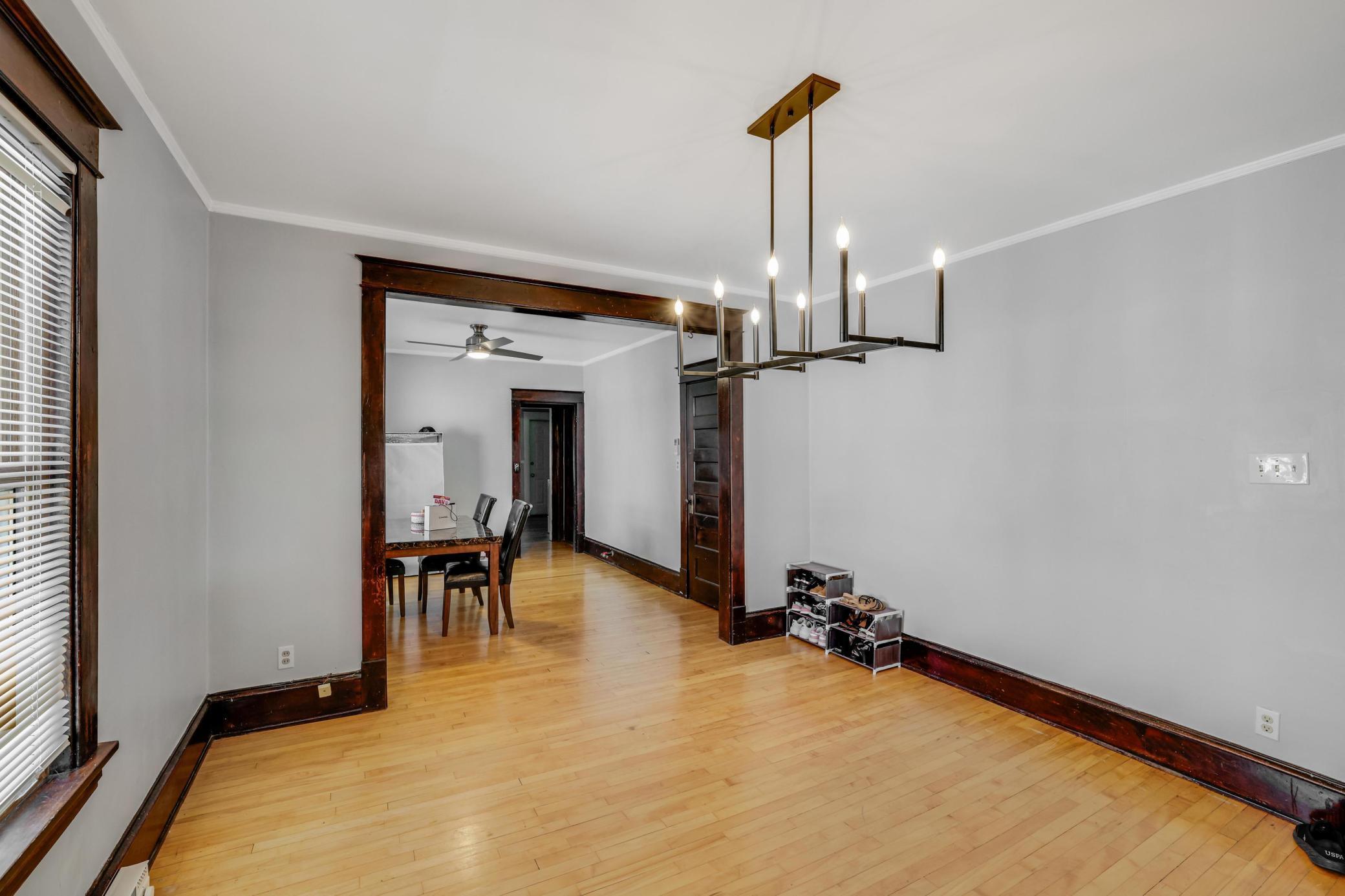 2821 Garfield Avenue