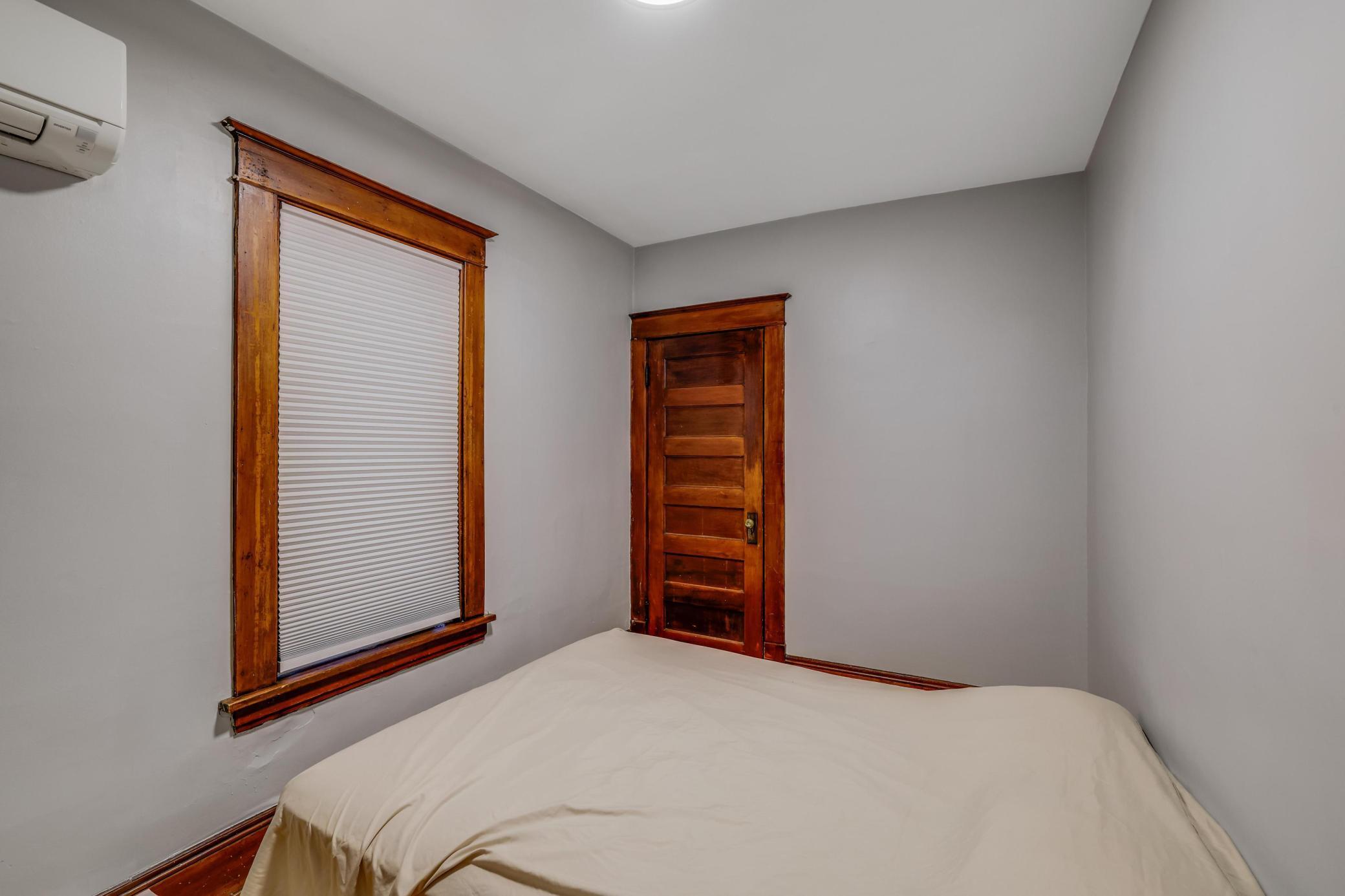 2821 Garfield Avenue