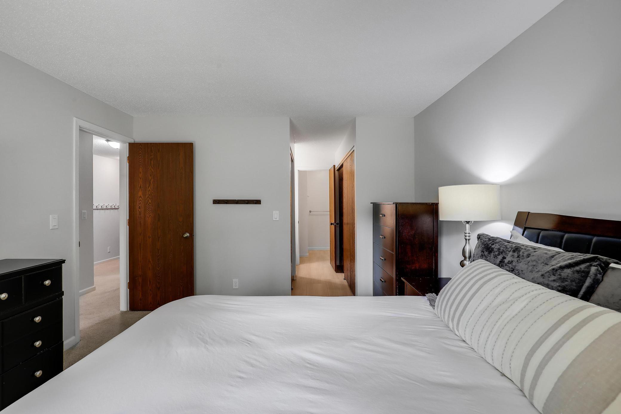 5607 Green Circle Drive Unit: 210