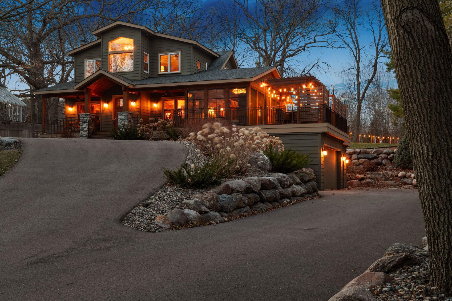 14908 Glen Oak Street