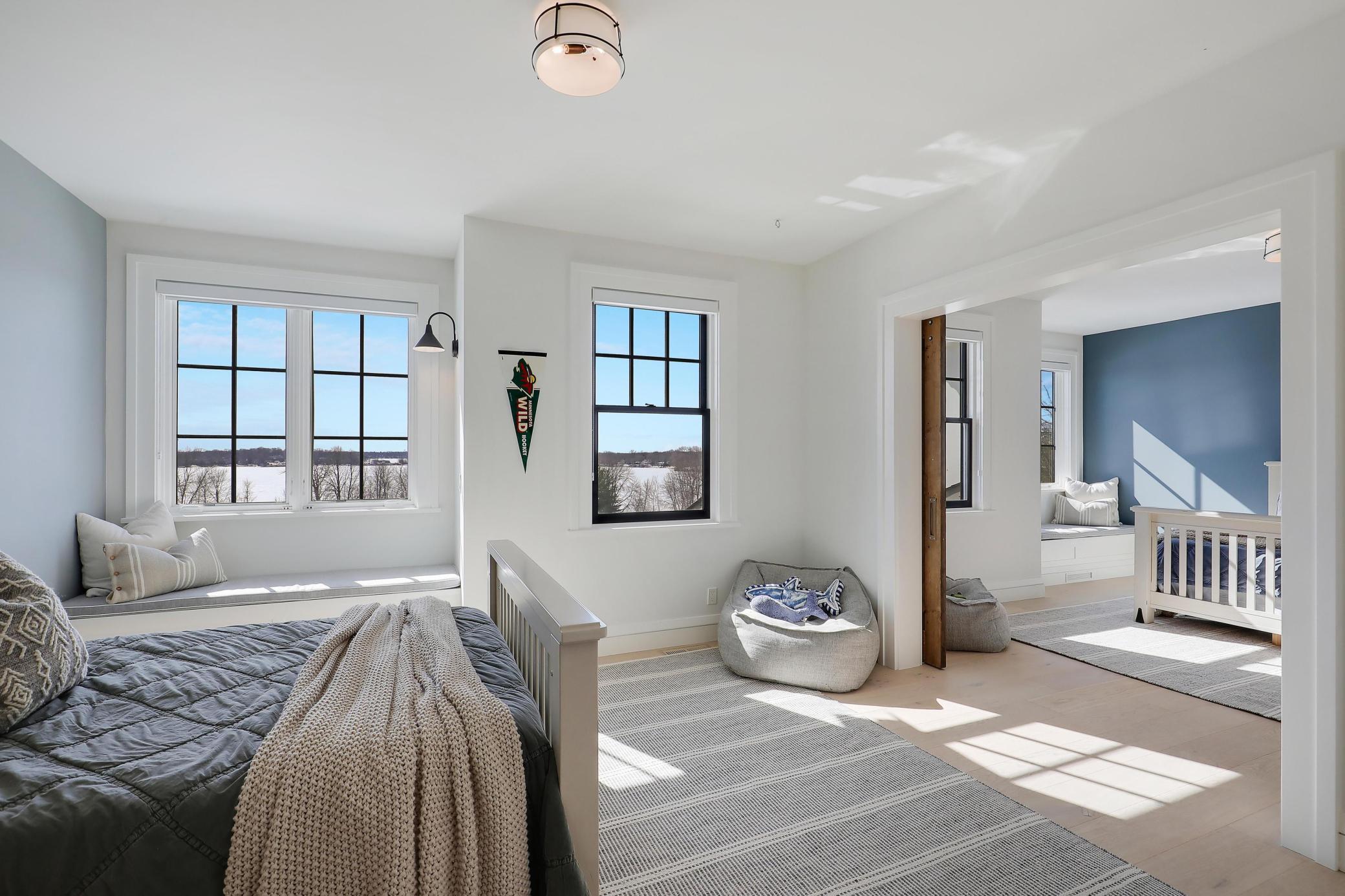 3280 Fox Street