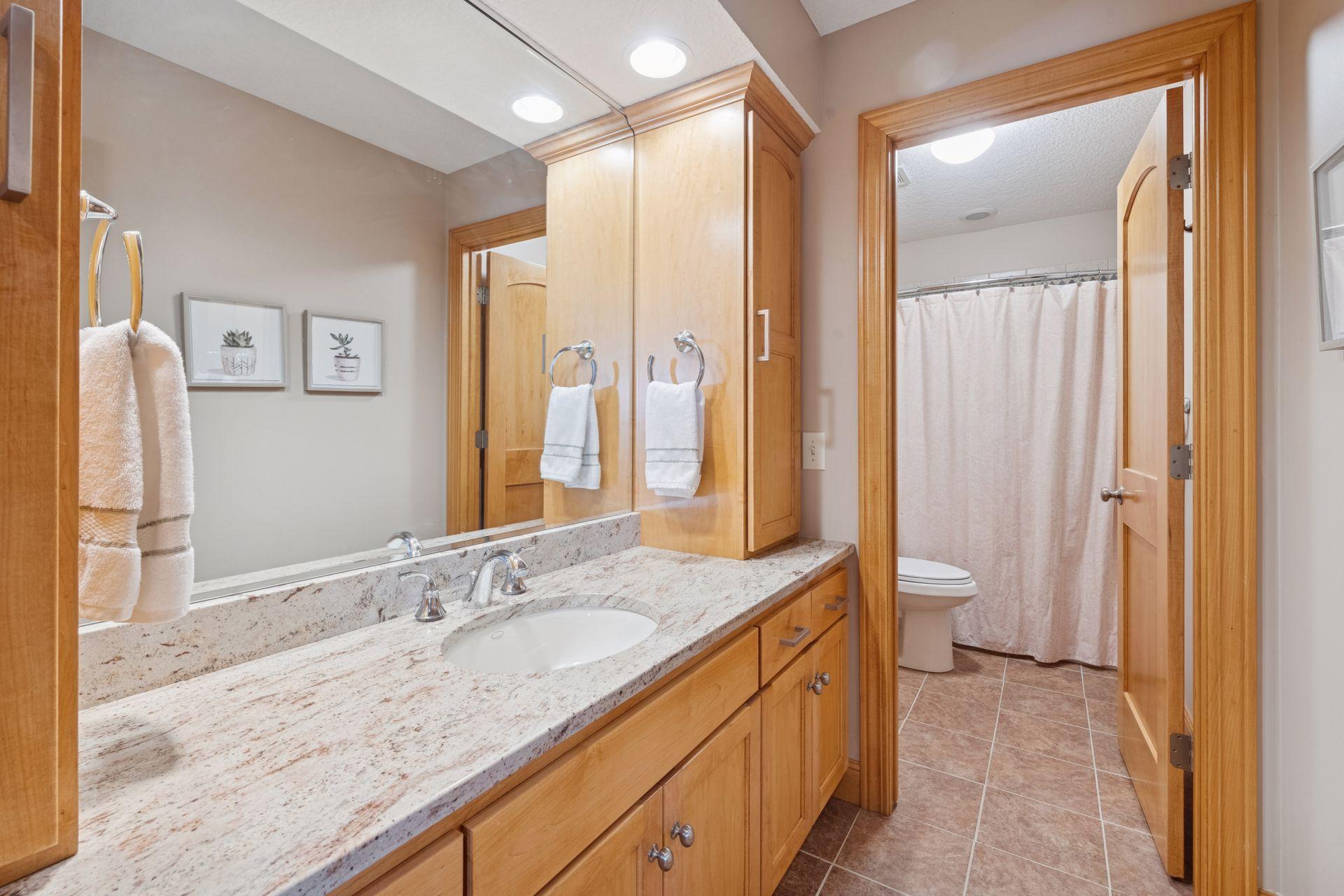 4743 Island View Drive